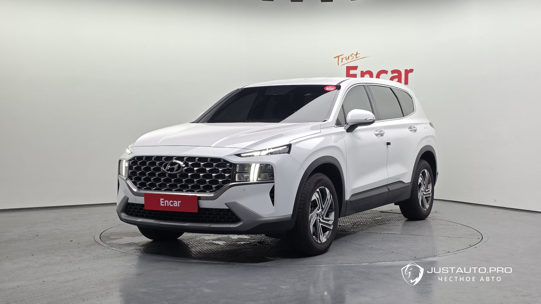 Автомобиль Hyundai Santafe