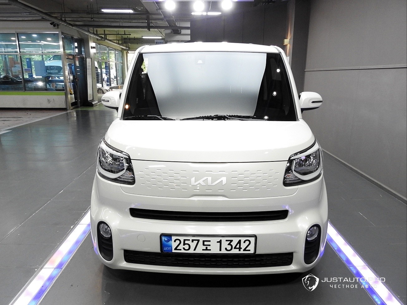 Автомобиль Kia RAY