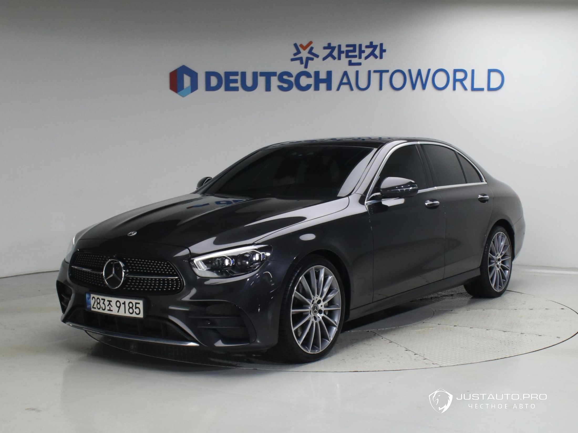 Автомобиль Mercedes-Benz E-Class