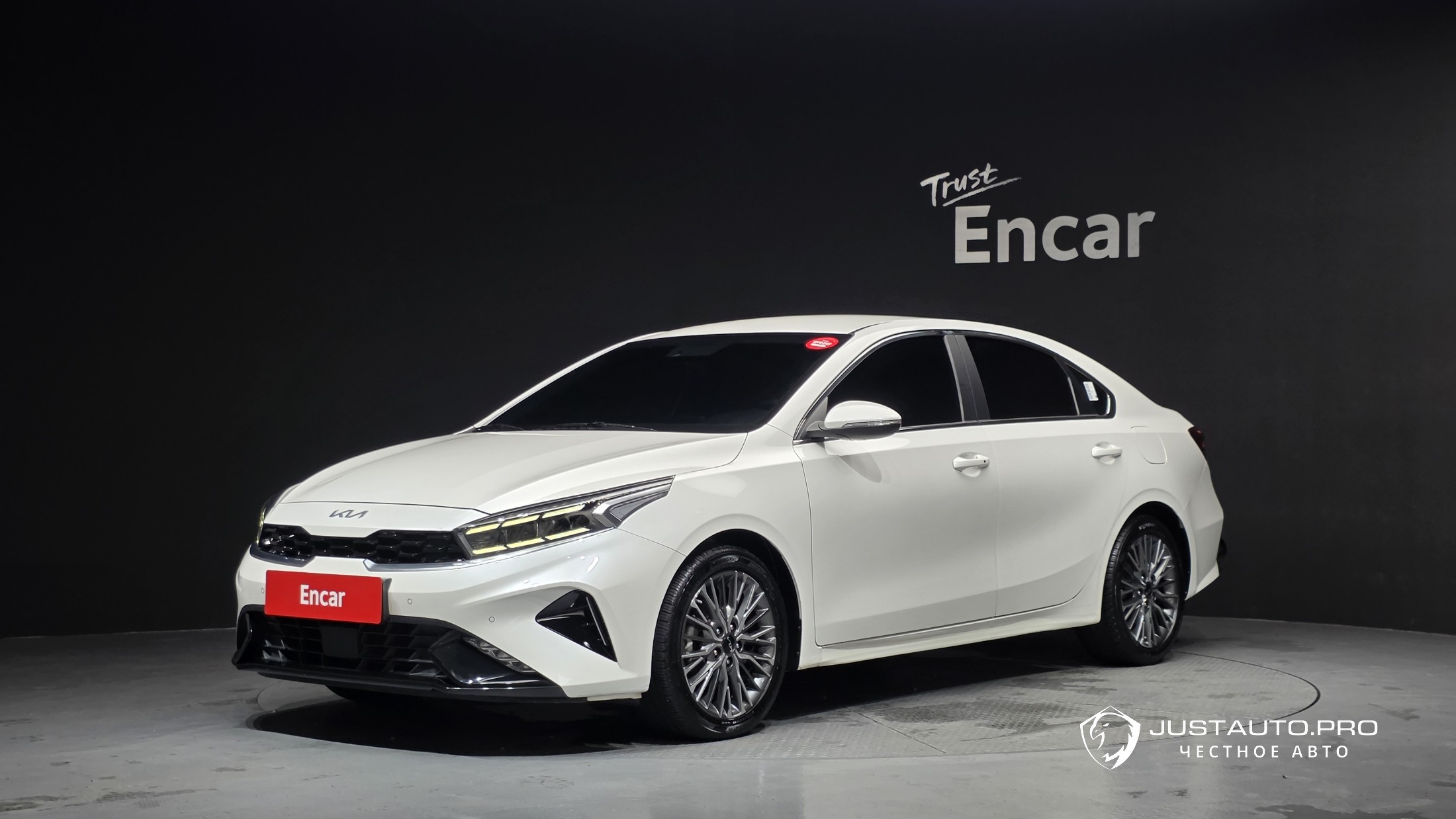 Автомобиль Kia K3