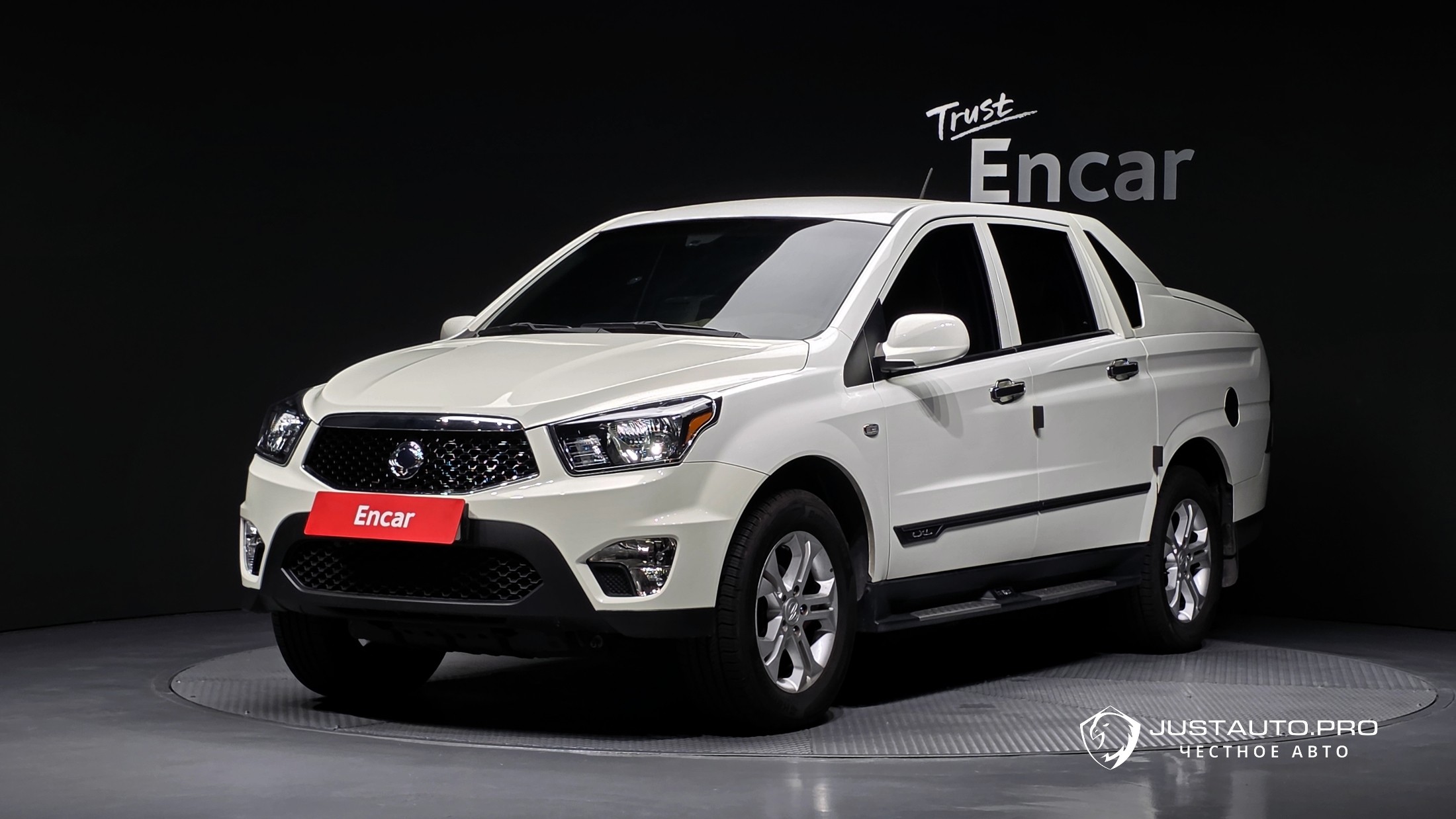 Автомобиль KG_Mobility_Ssangyong KORANDO