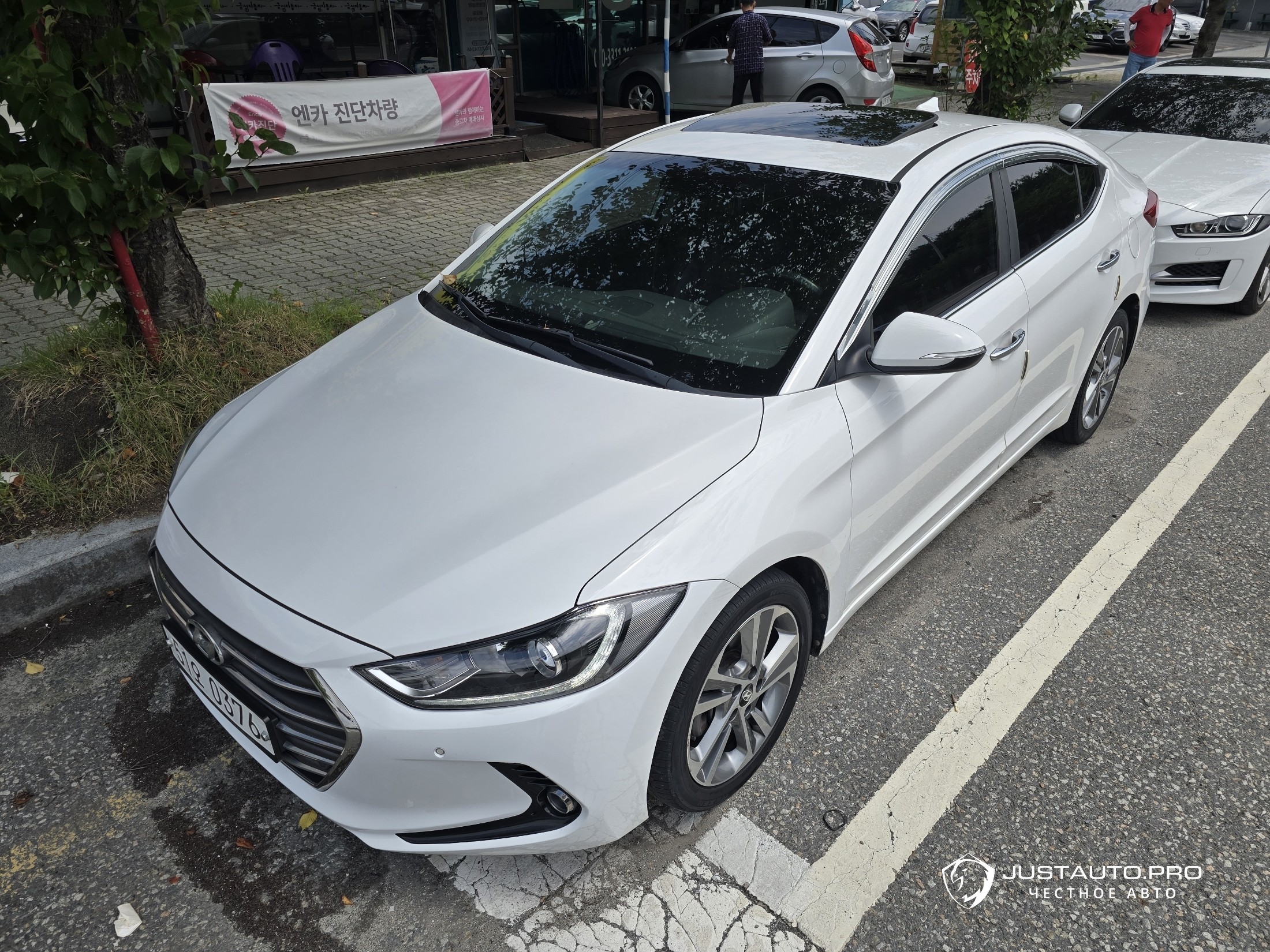 Автомобиль Hyundai AVANTE