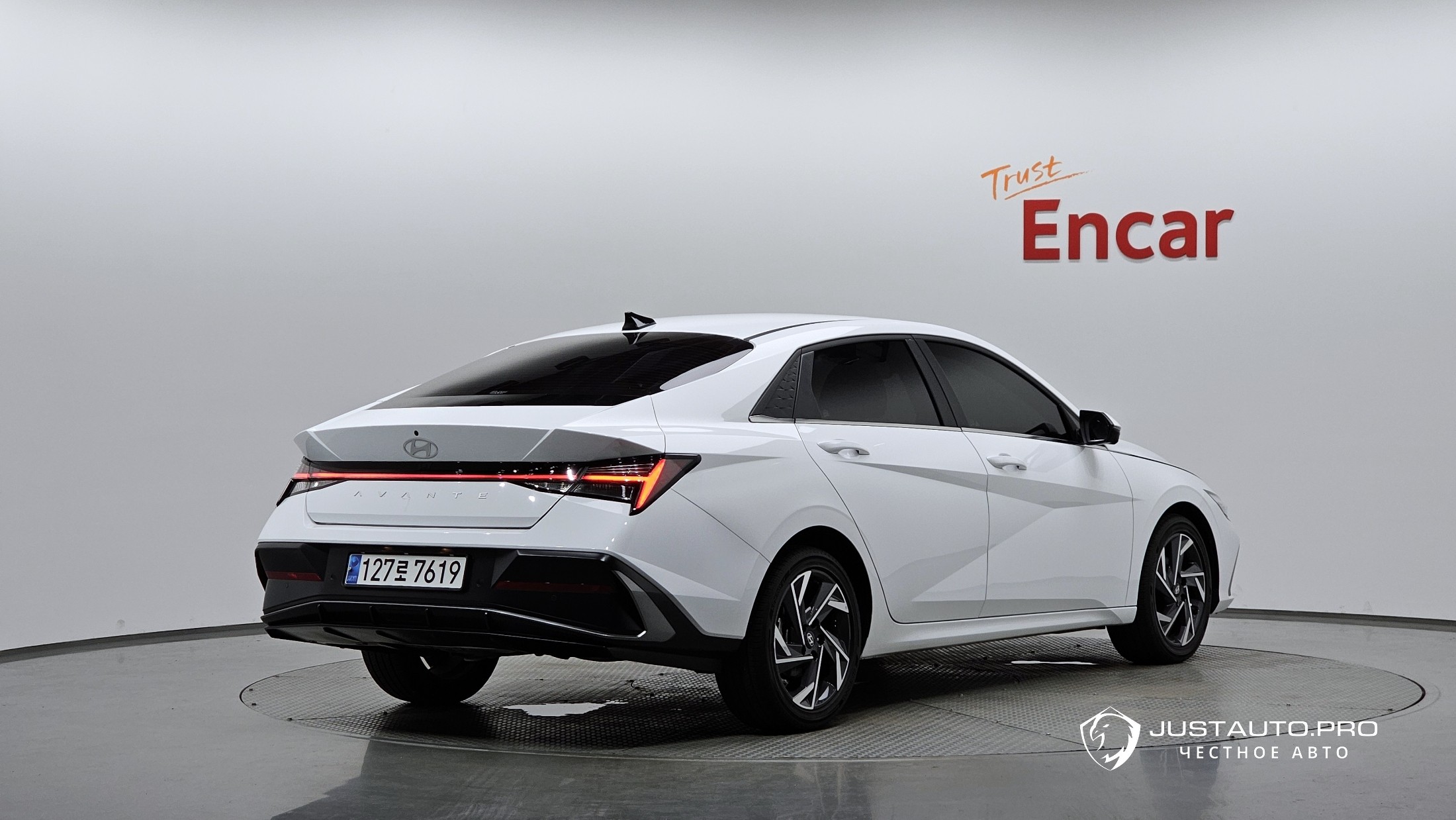 Автомобиль Hyundai AVANTE