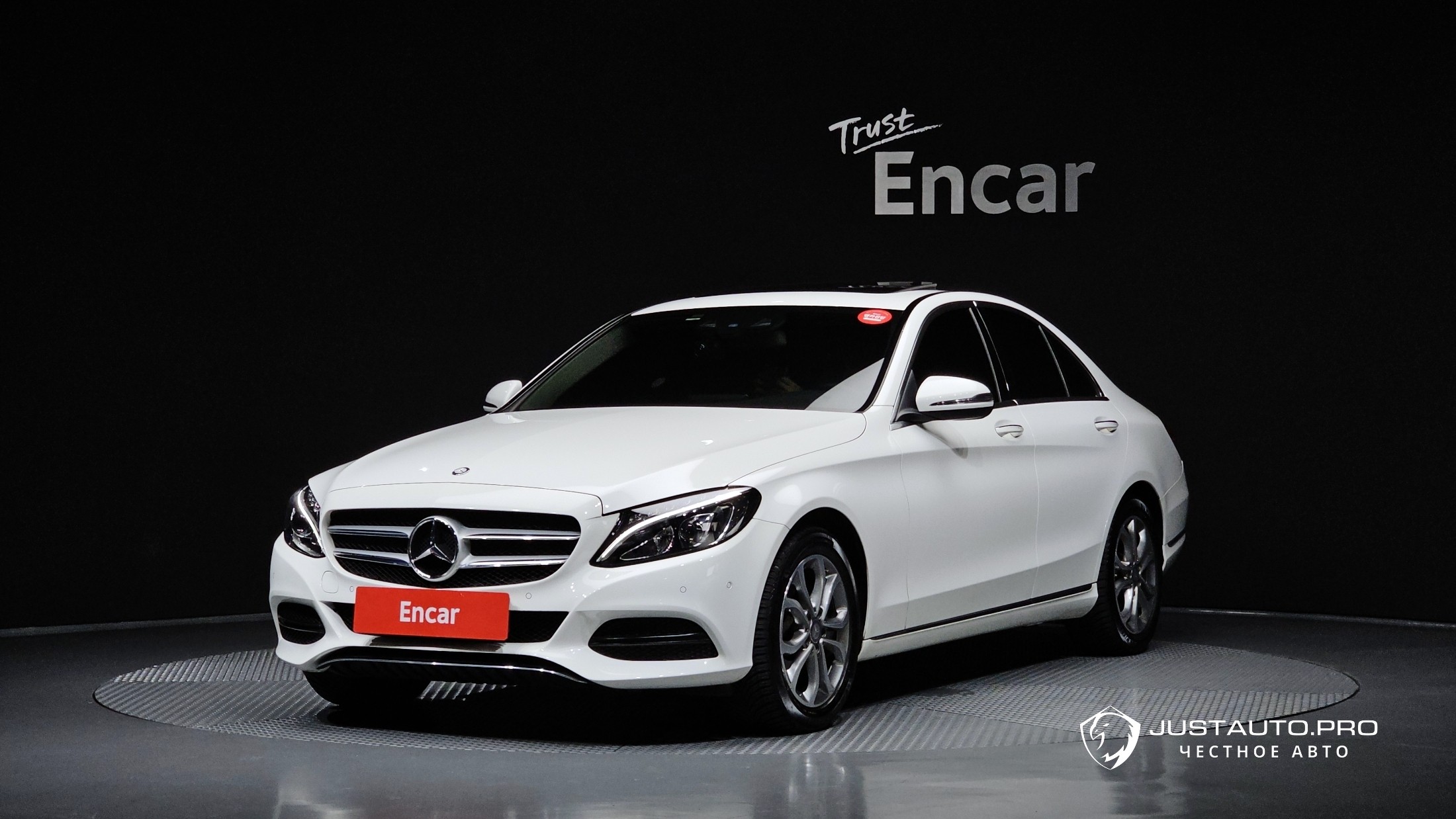 Автомобиль Mercedes-Benz C-Class