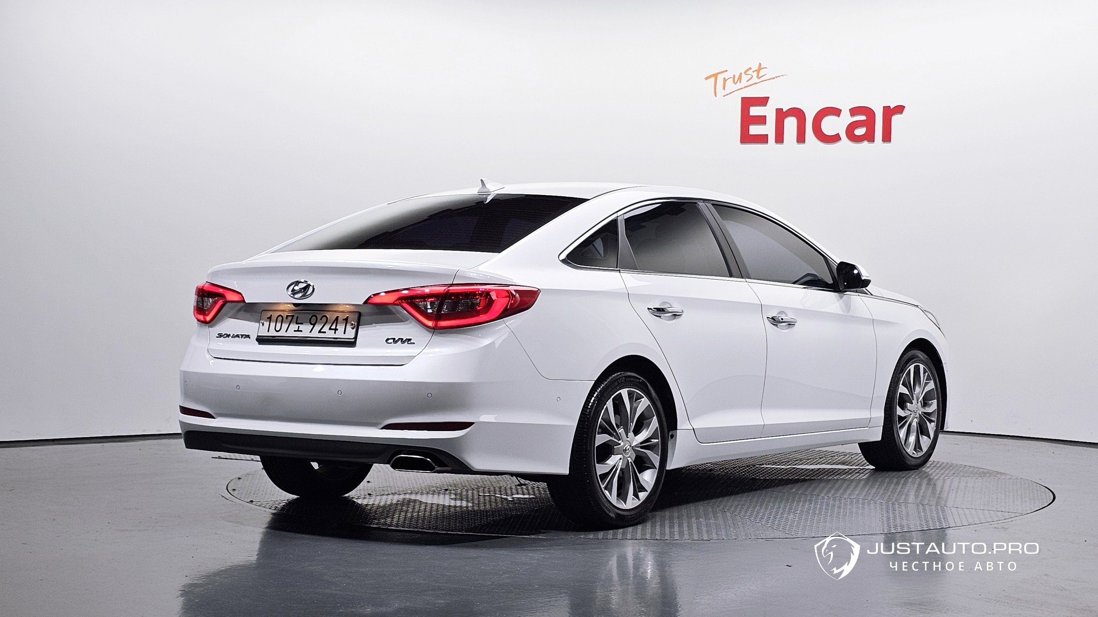 Автомобиль Hyundai Sonata