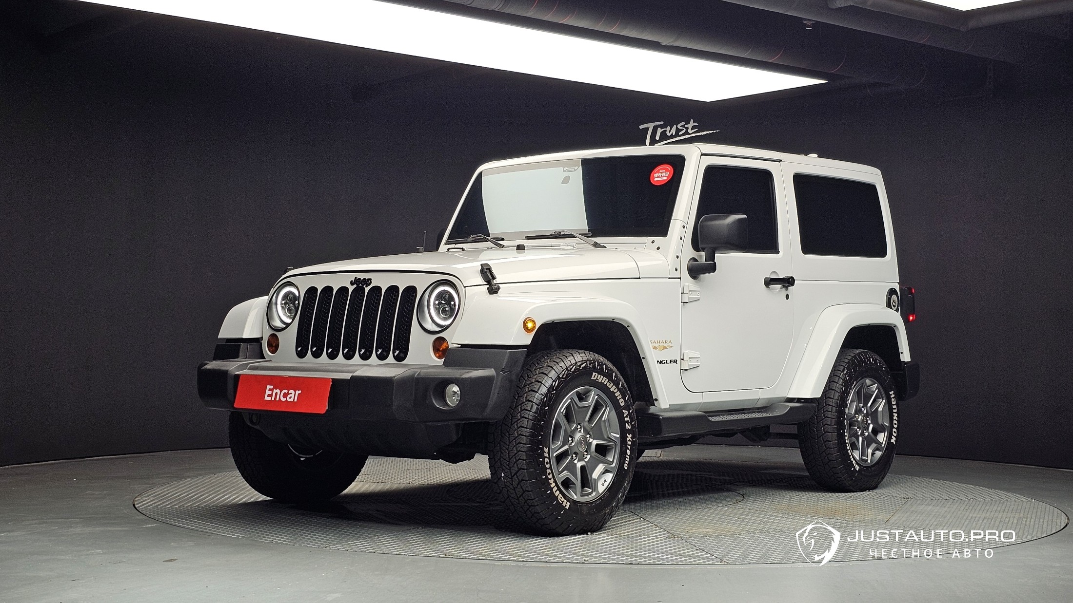 Автомобиль Jeep Wrangler