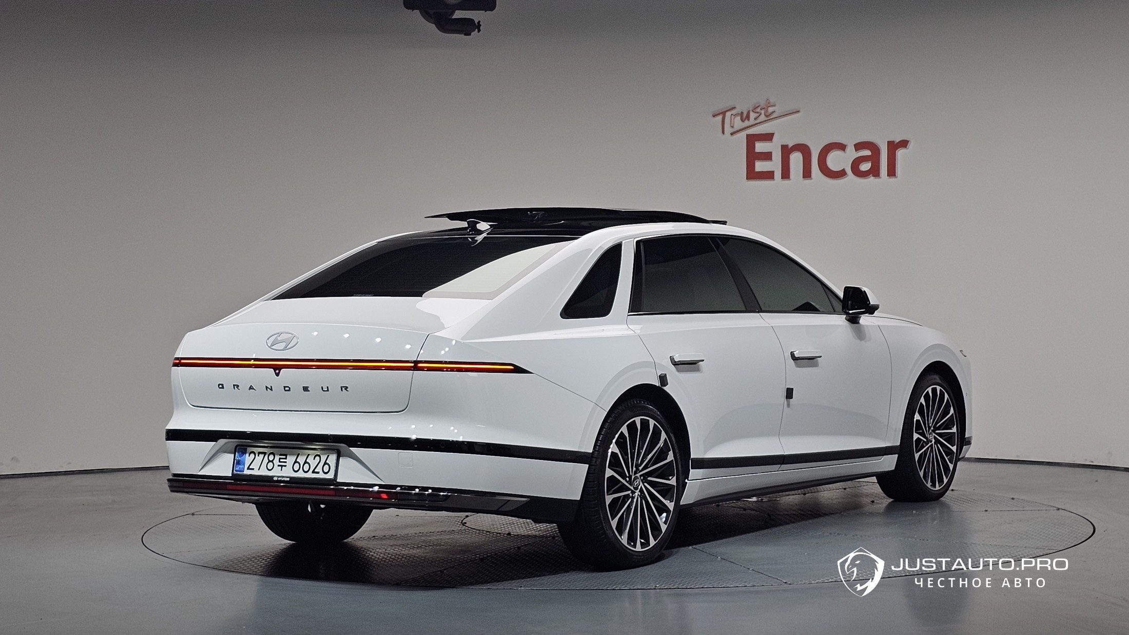 Автомобиль Hyundai Grandeur