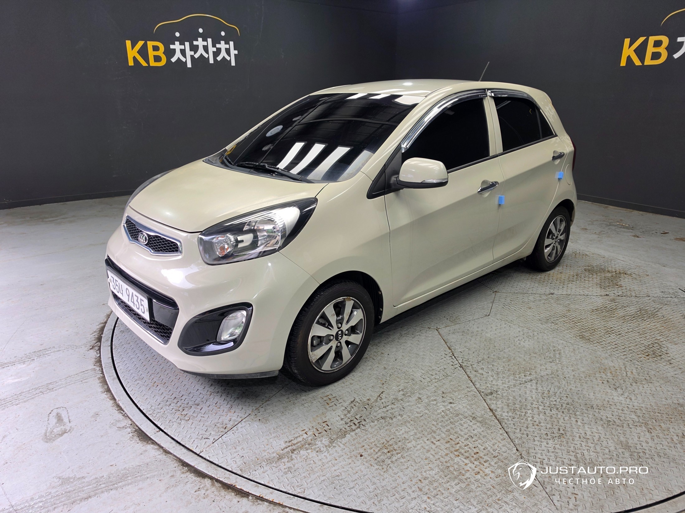 Автомобиль Kia morning
