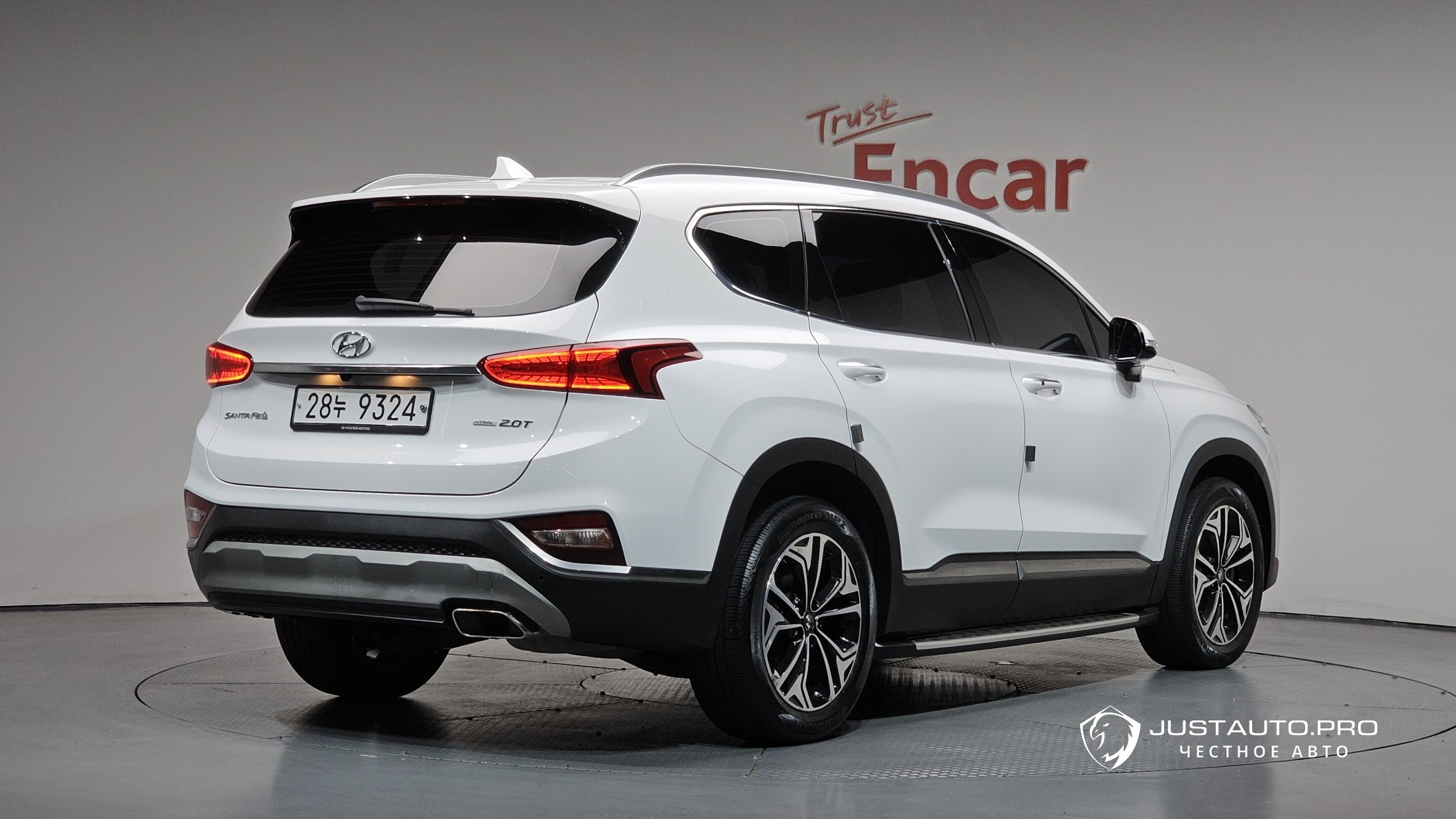 Автомобиль Hyundai Santafe