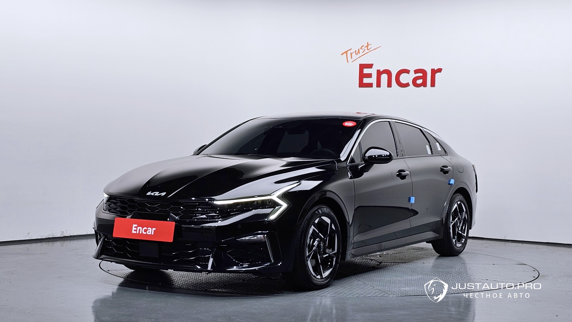 Автомобиль Kia K5
