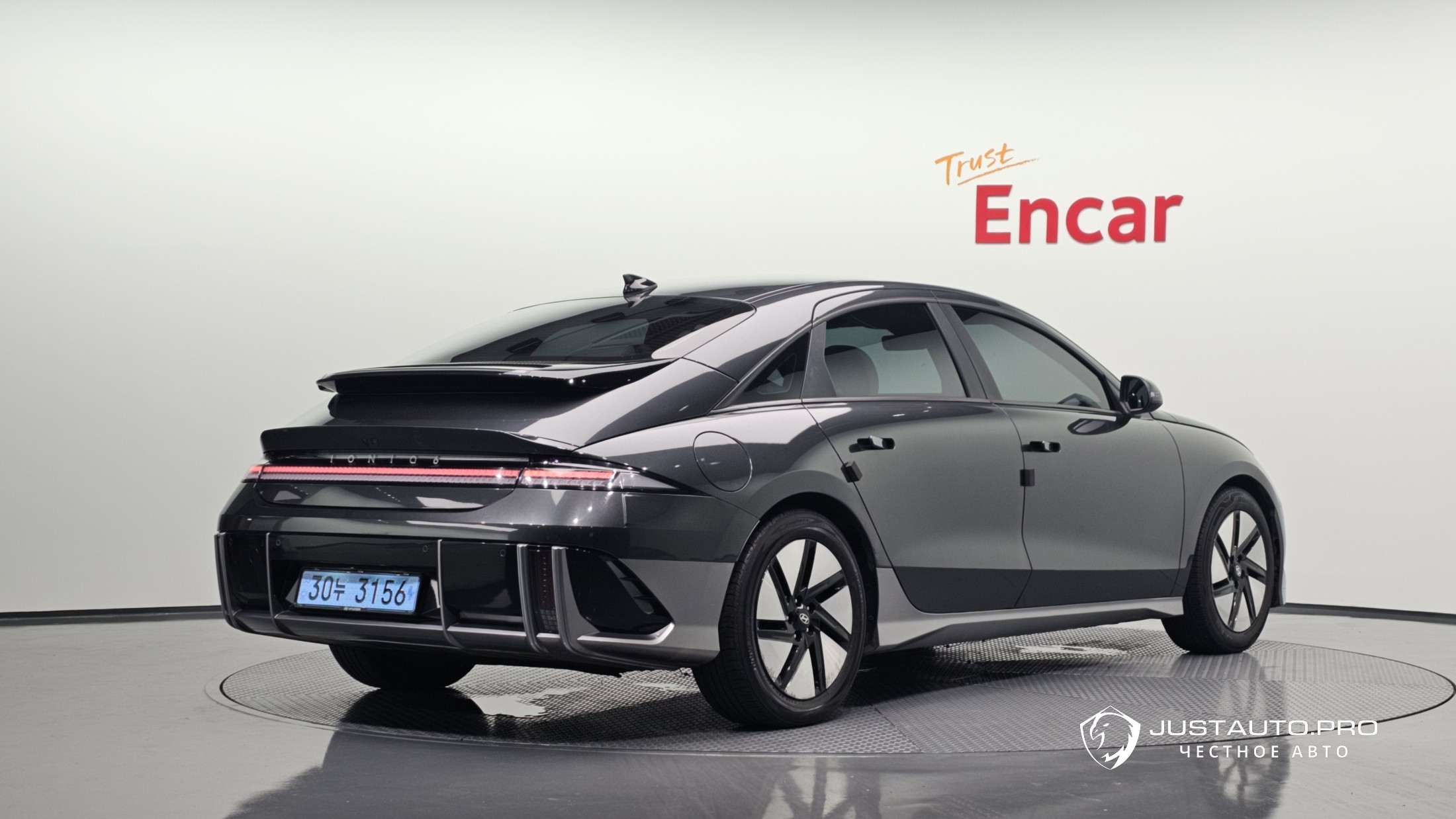 Автомобиль Hyundai Ioniq6