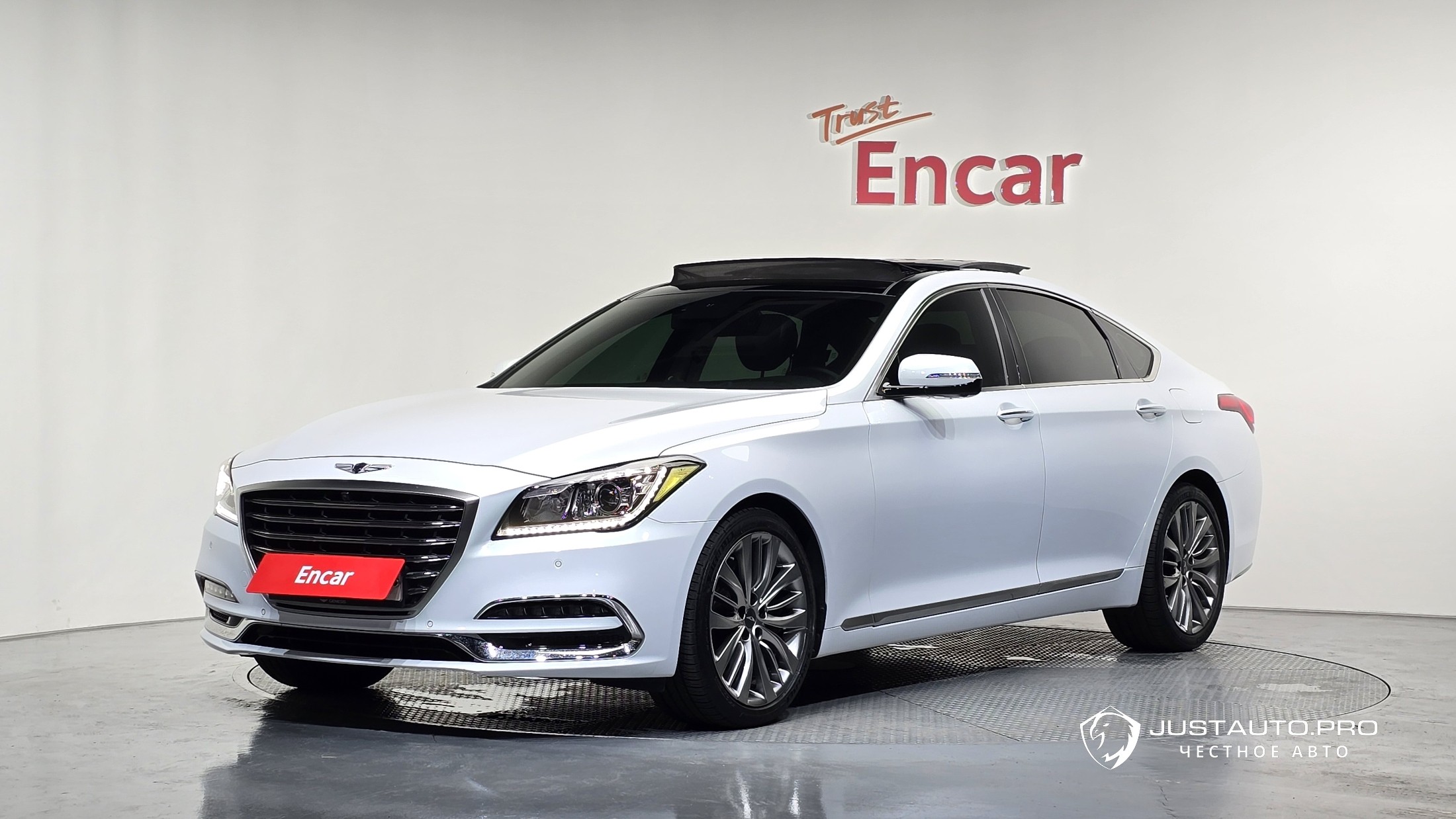 Автомобиль Genesis G80