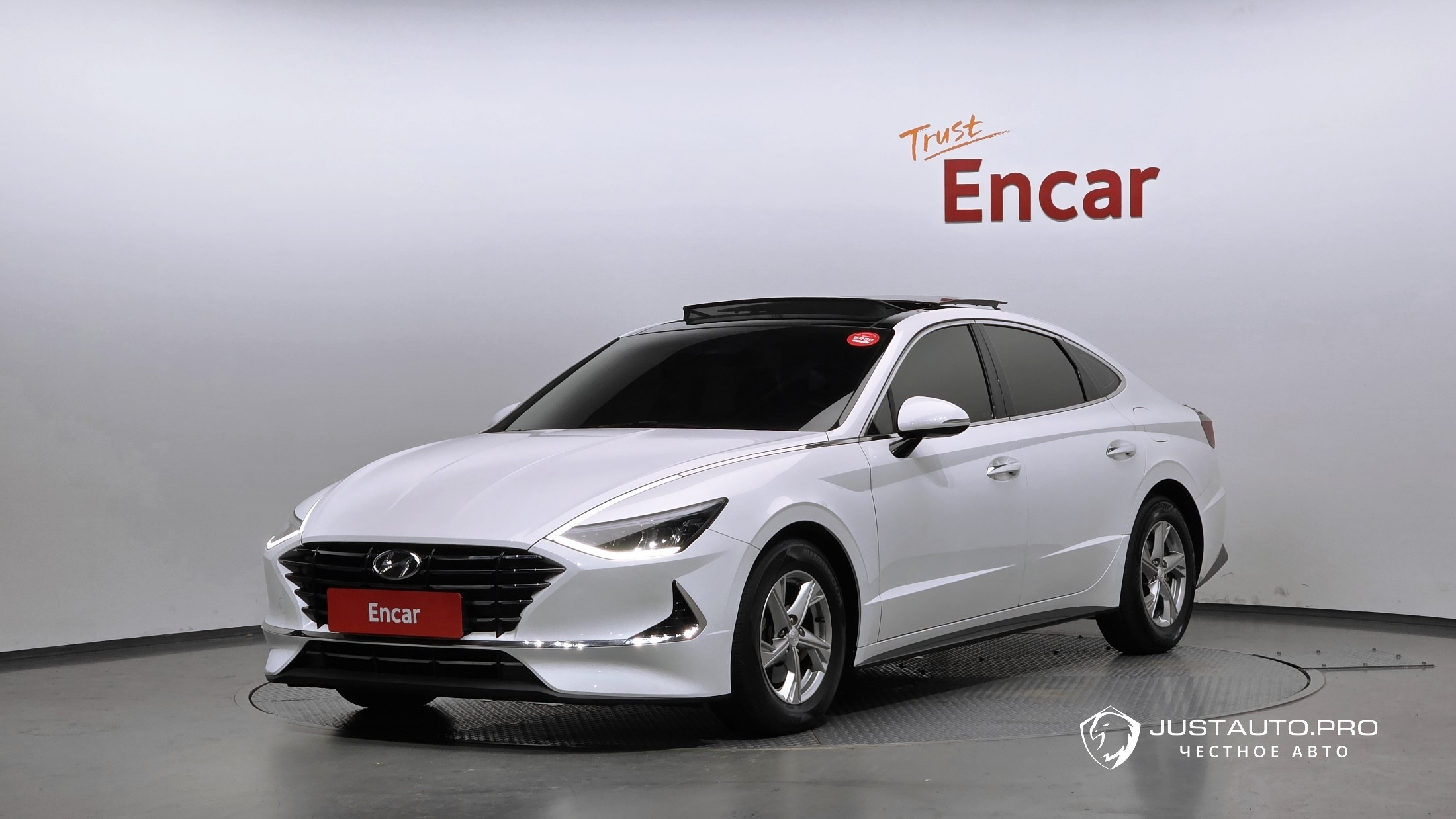 Автомобиль Hyundai Sonata