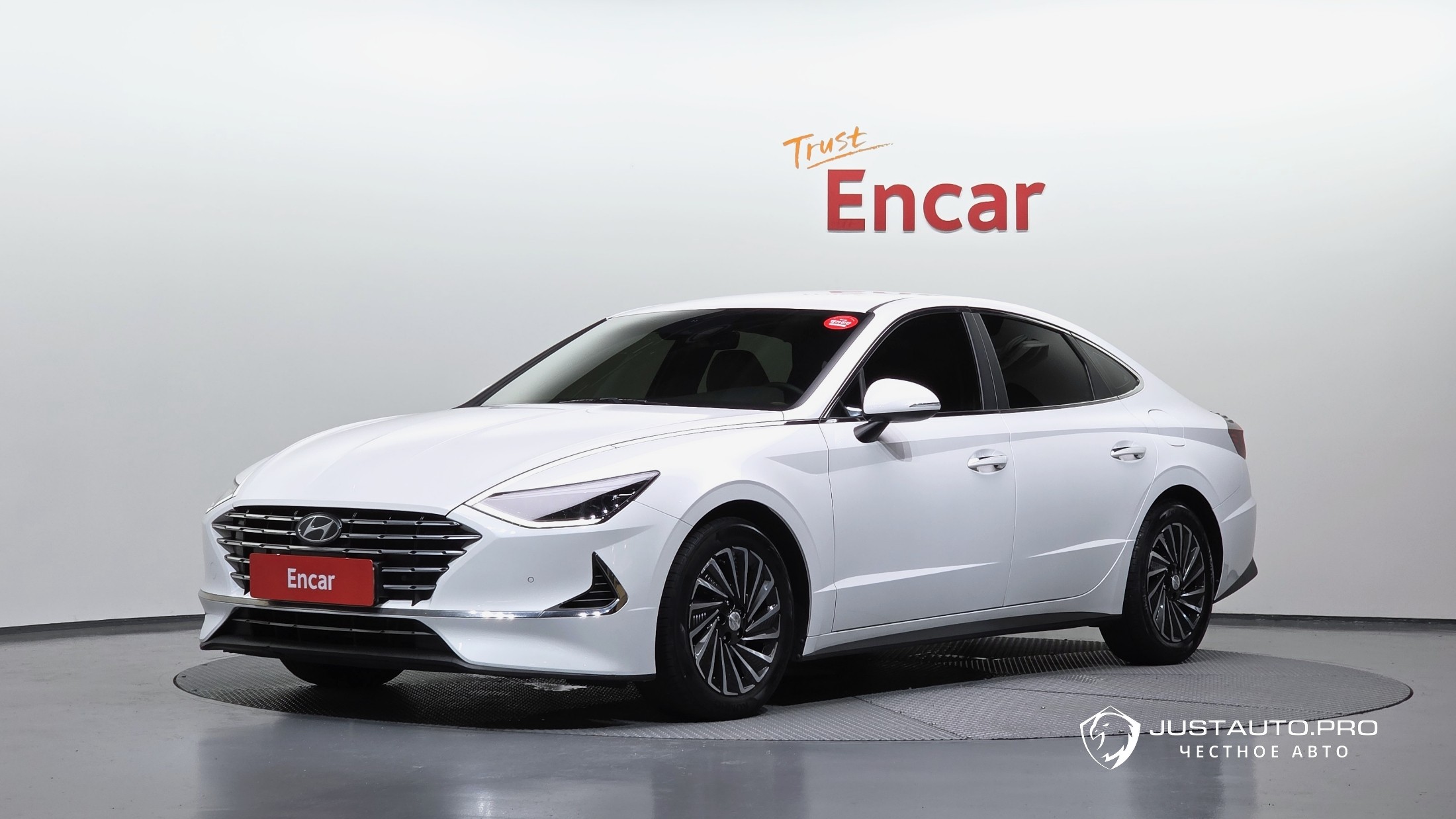 Автомобиль Hyundai Sonata