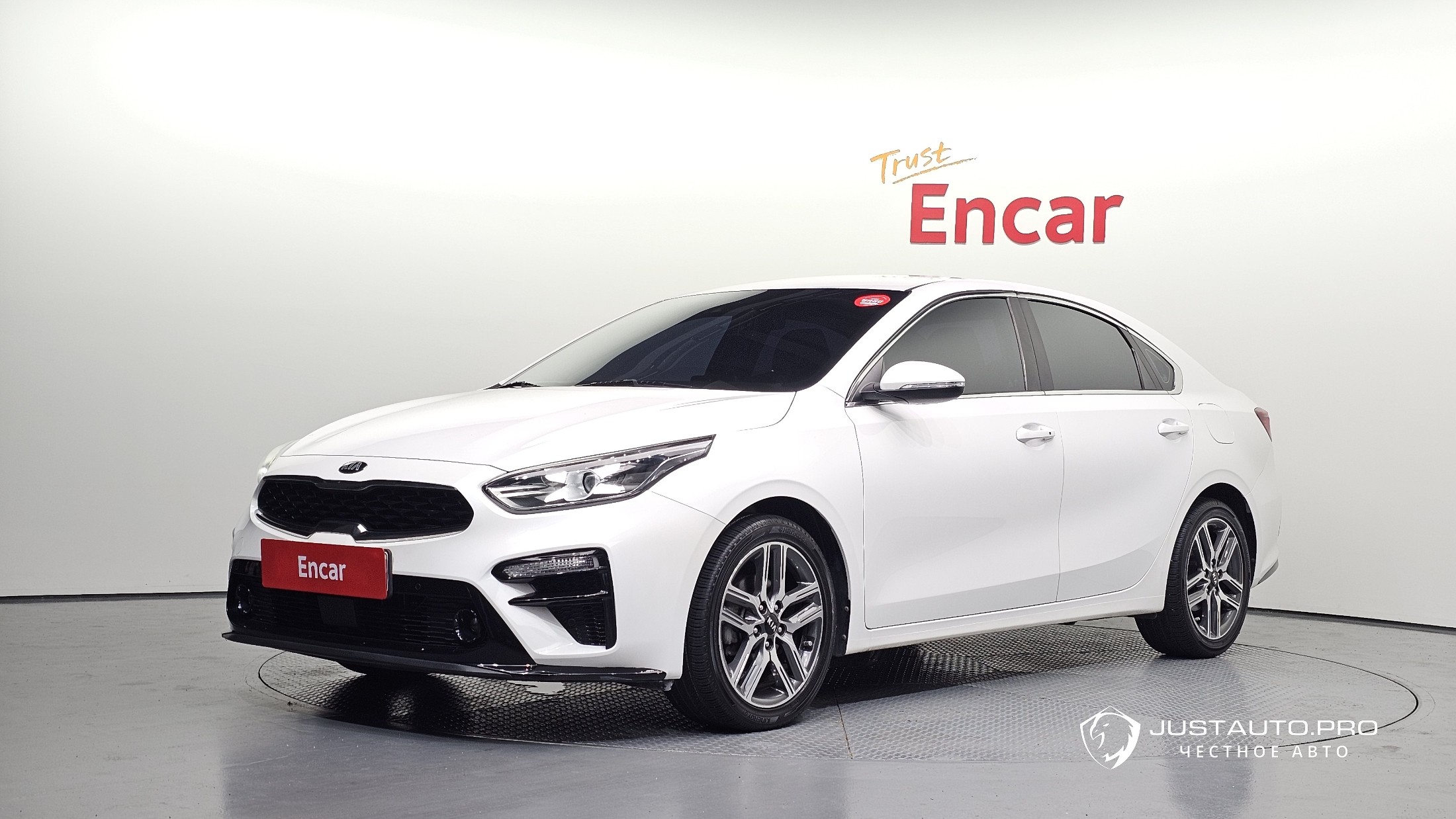 Автомобиль Kia K3