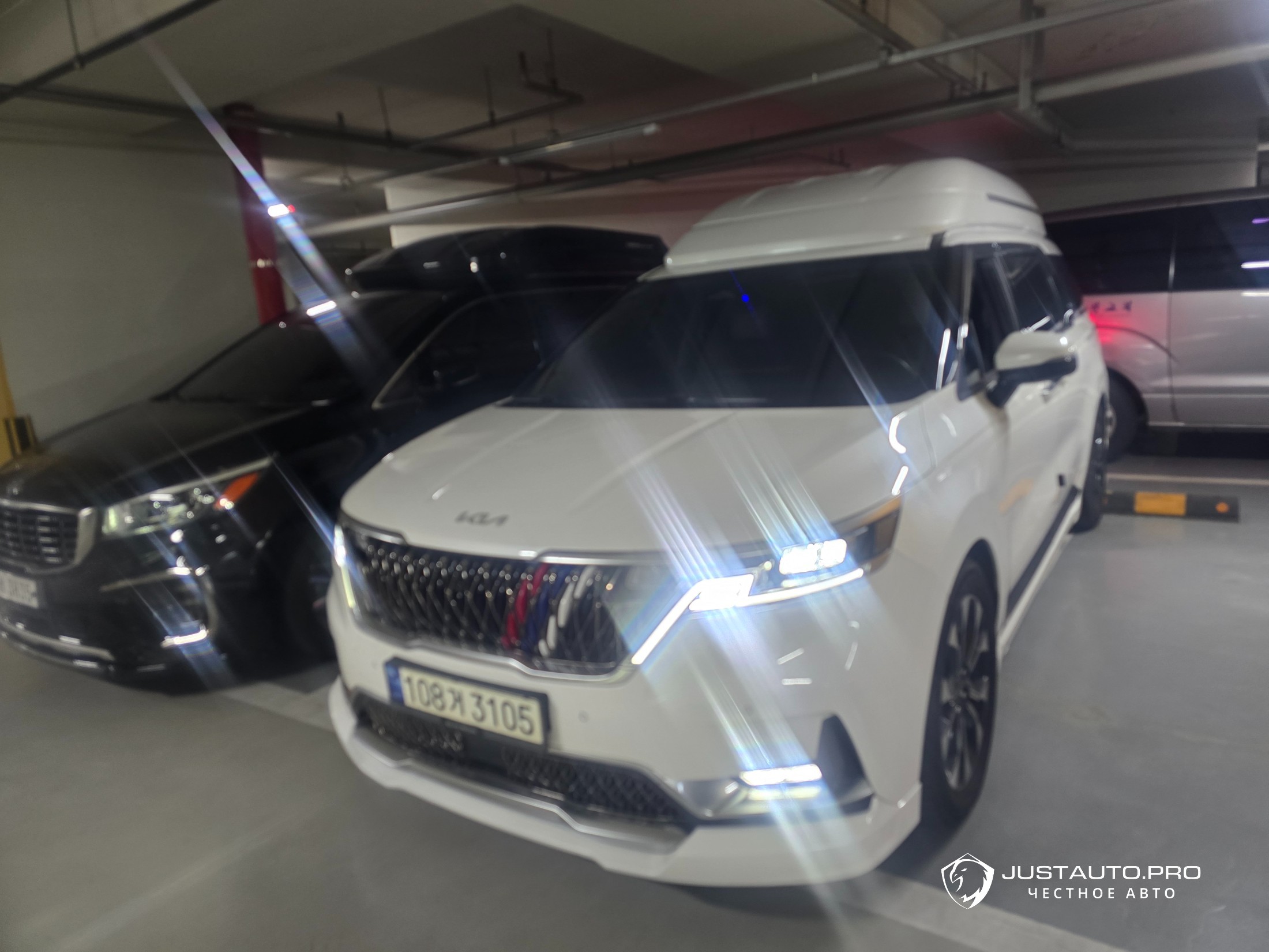 Автомобиль Kia Canival