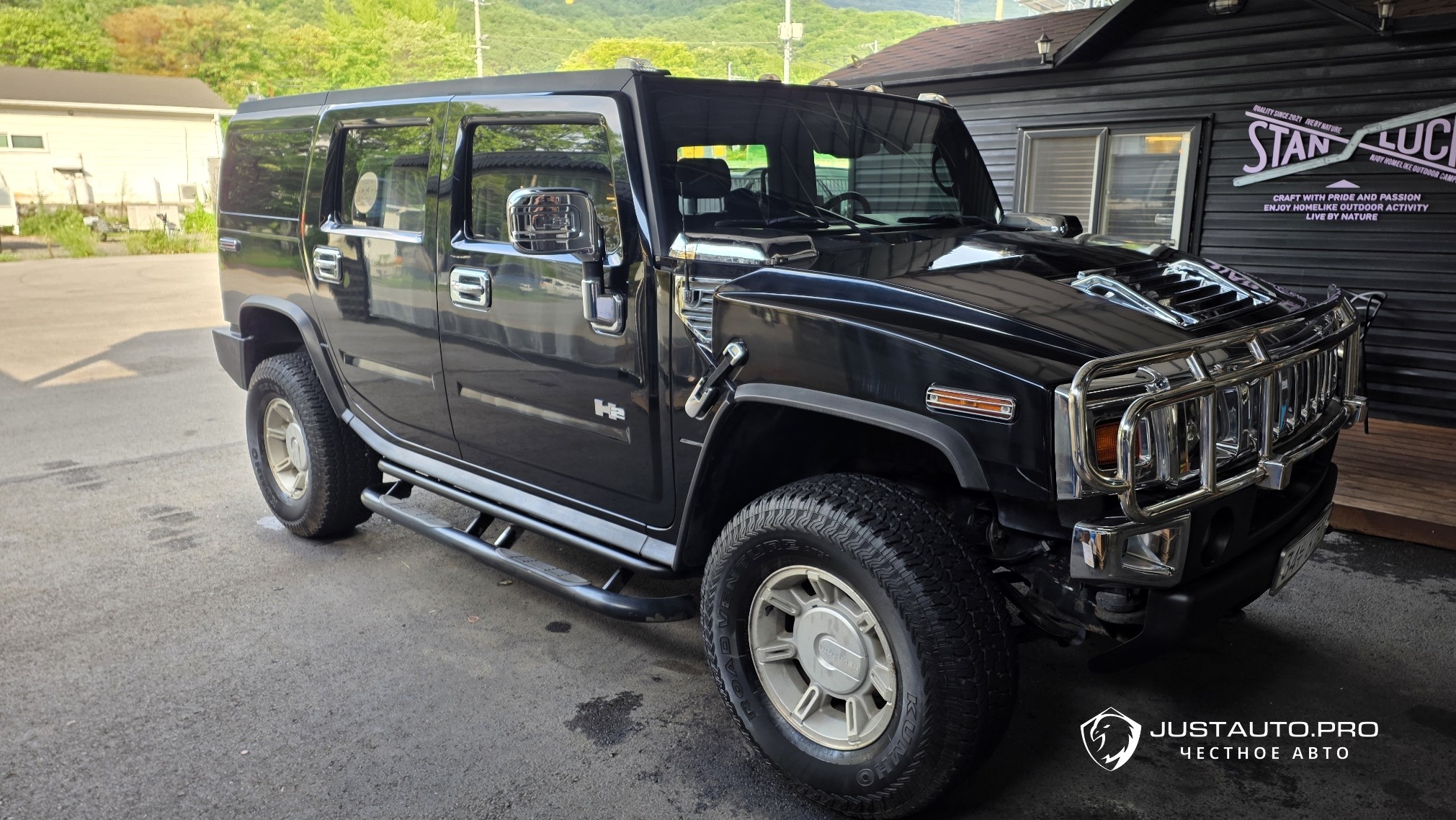 Автомобиль Hummer H2