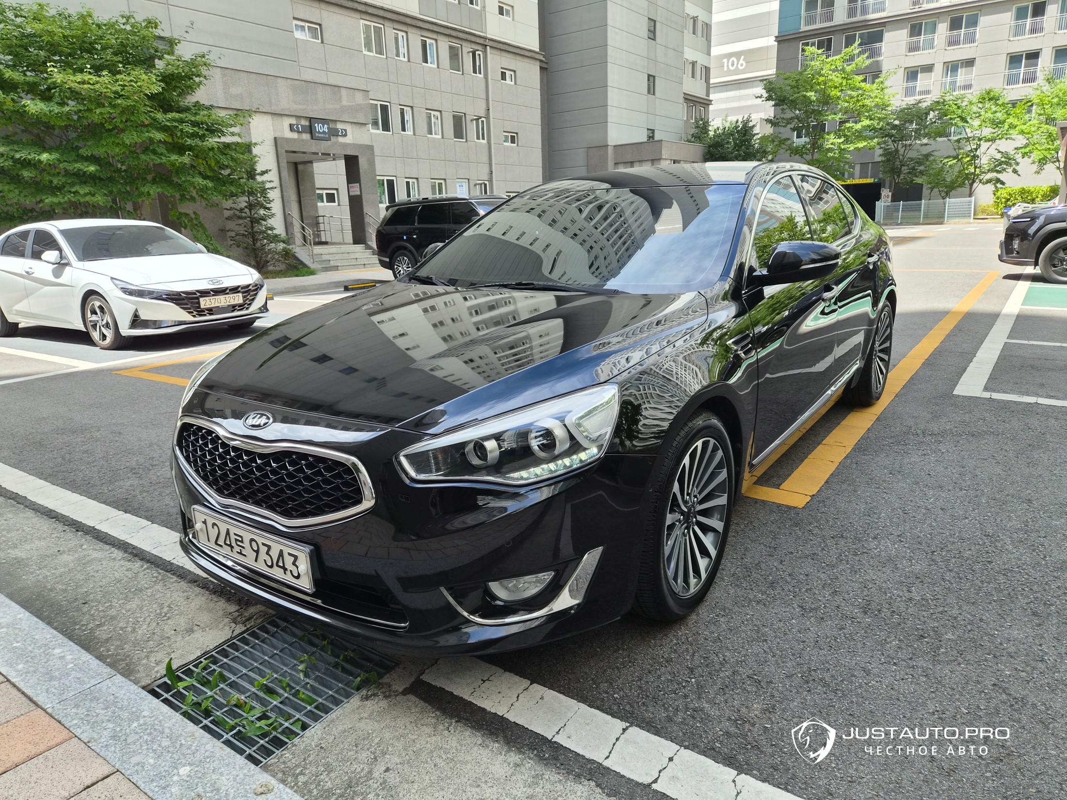 Автомобиль Kia K7