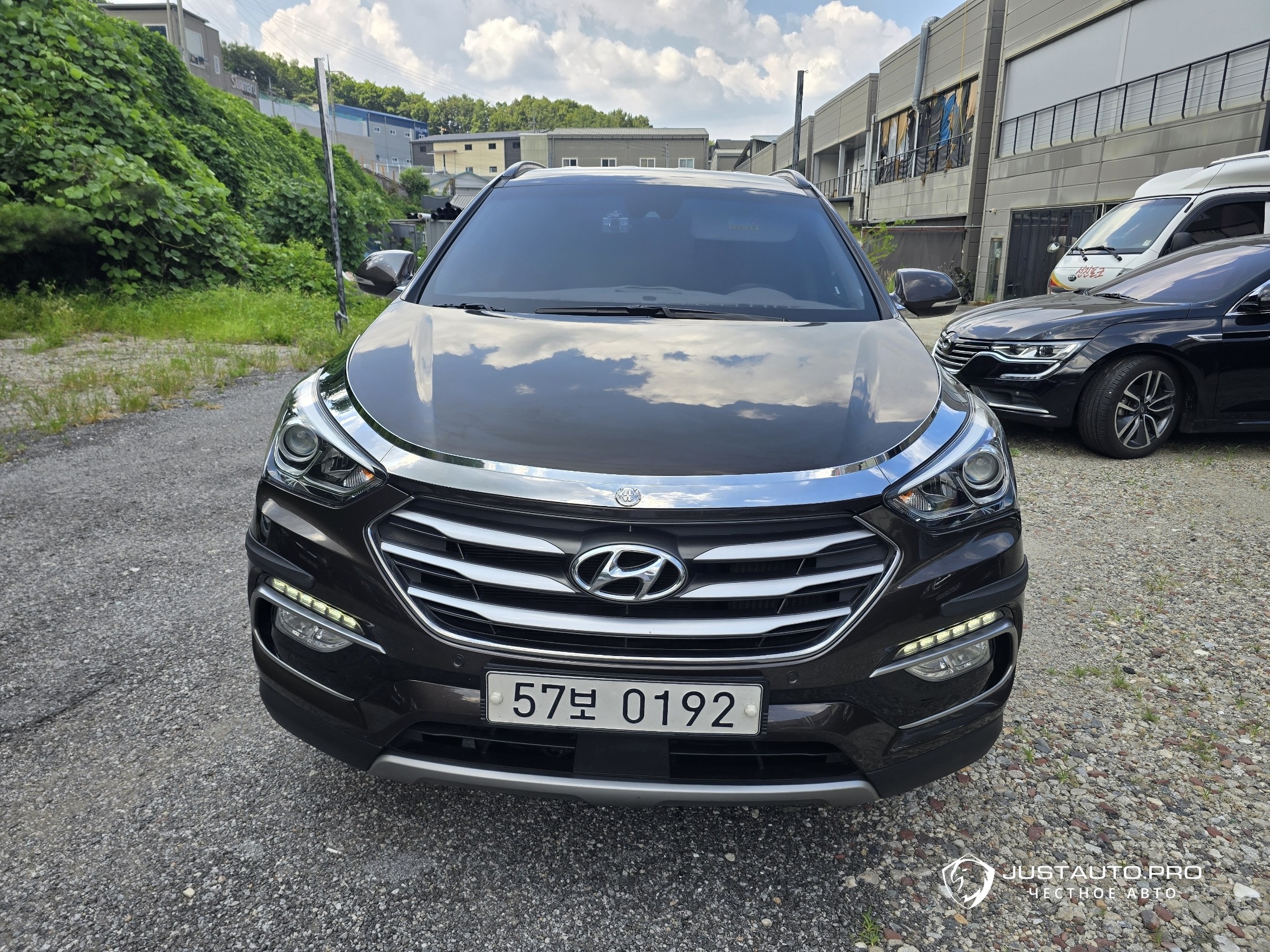 Автомобиль Hyundai Santafe