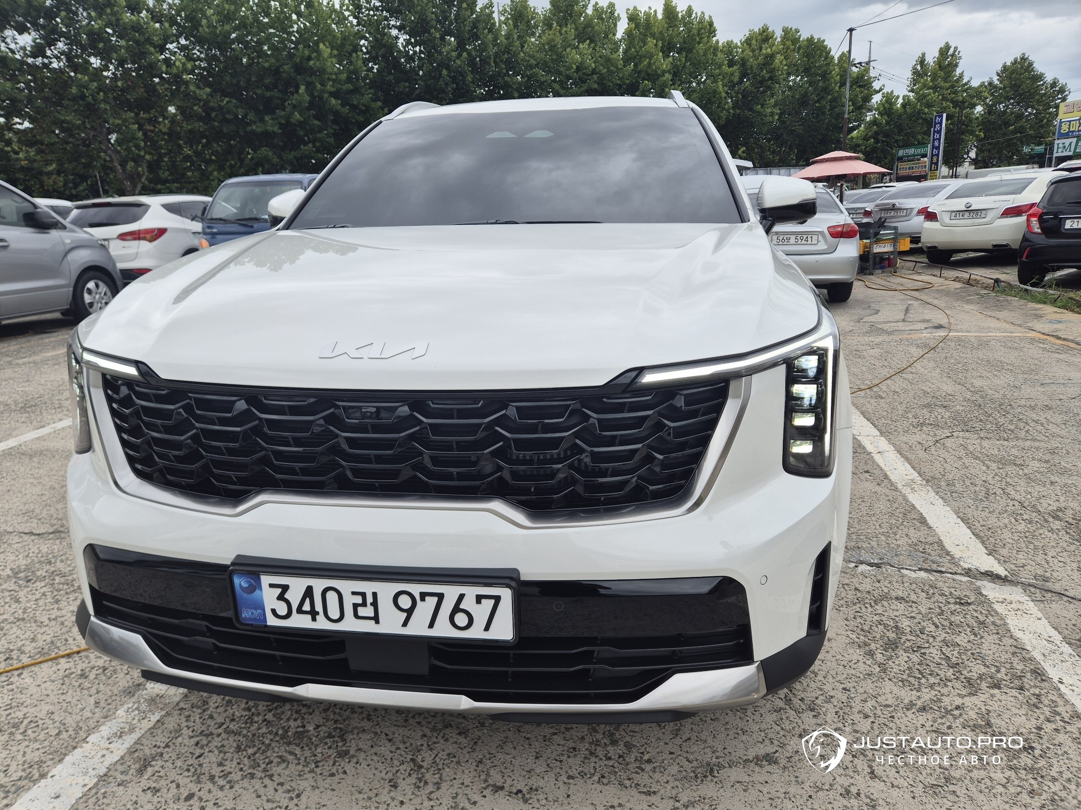 Автомобиль Kia Sorento