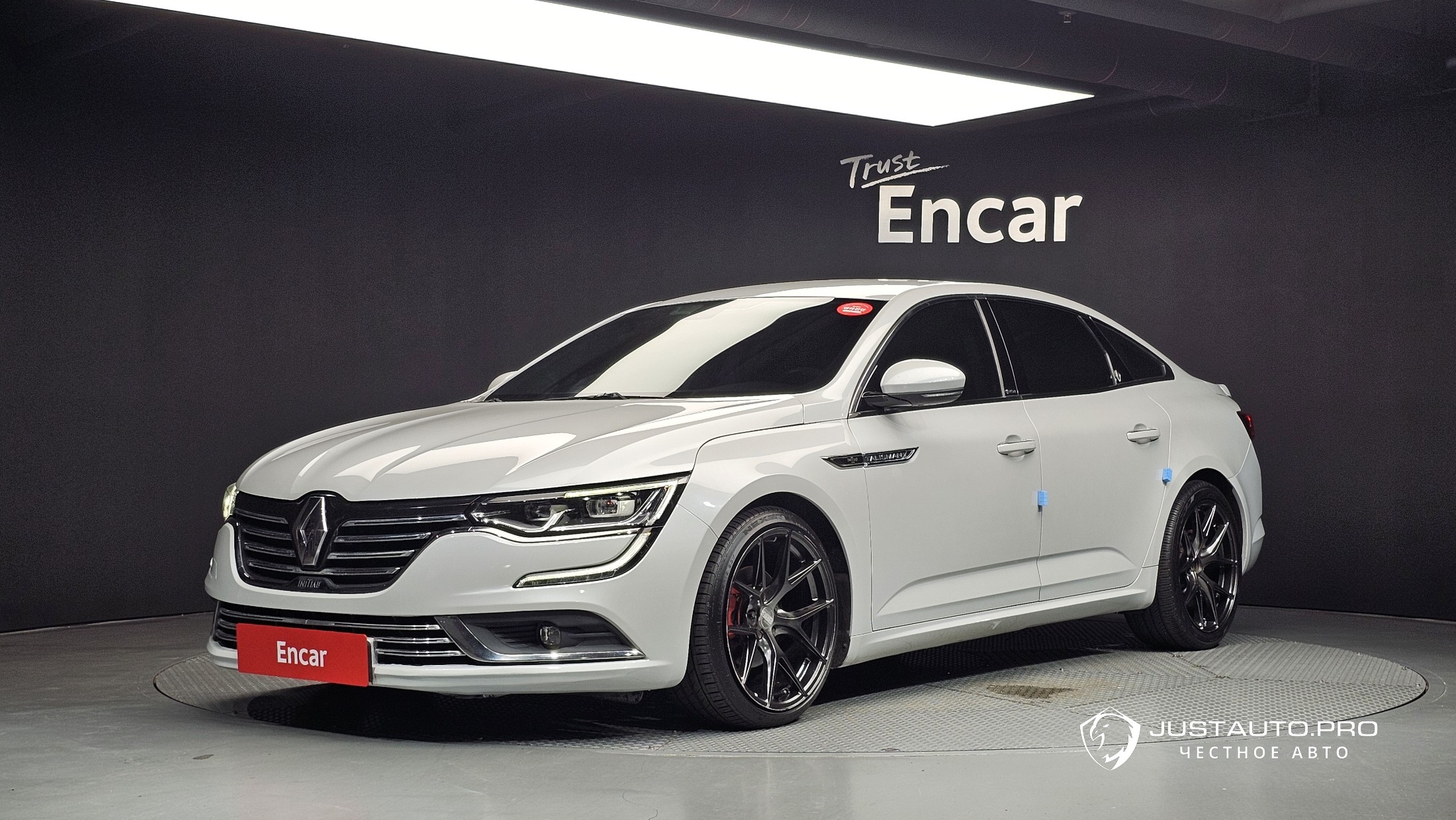 Автомобиль Renault-KoreaSamsung SM6