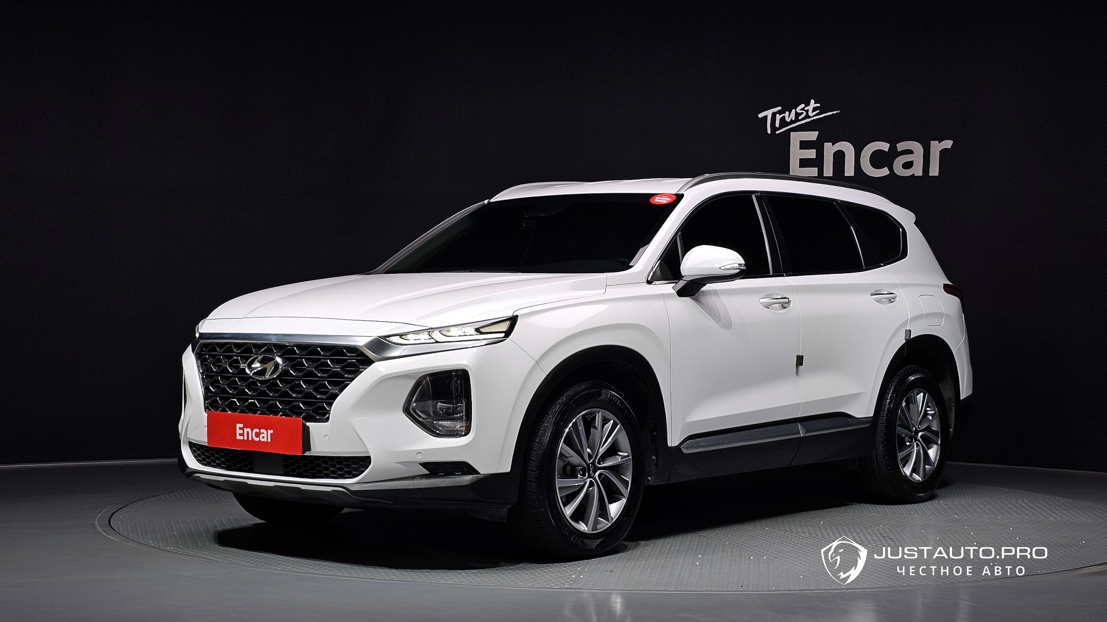Автомобиль Hyundai Santafe