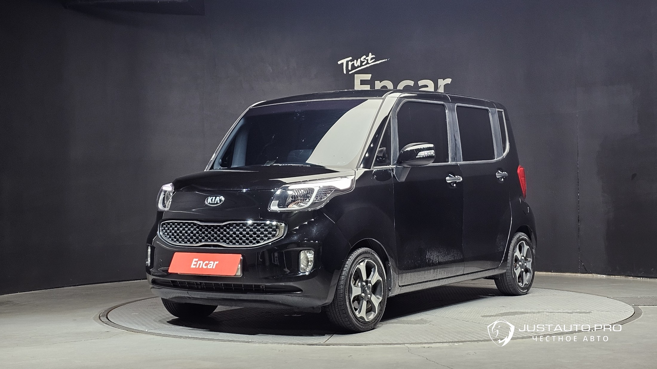 Автомобиль Kia RAY