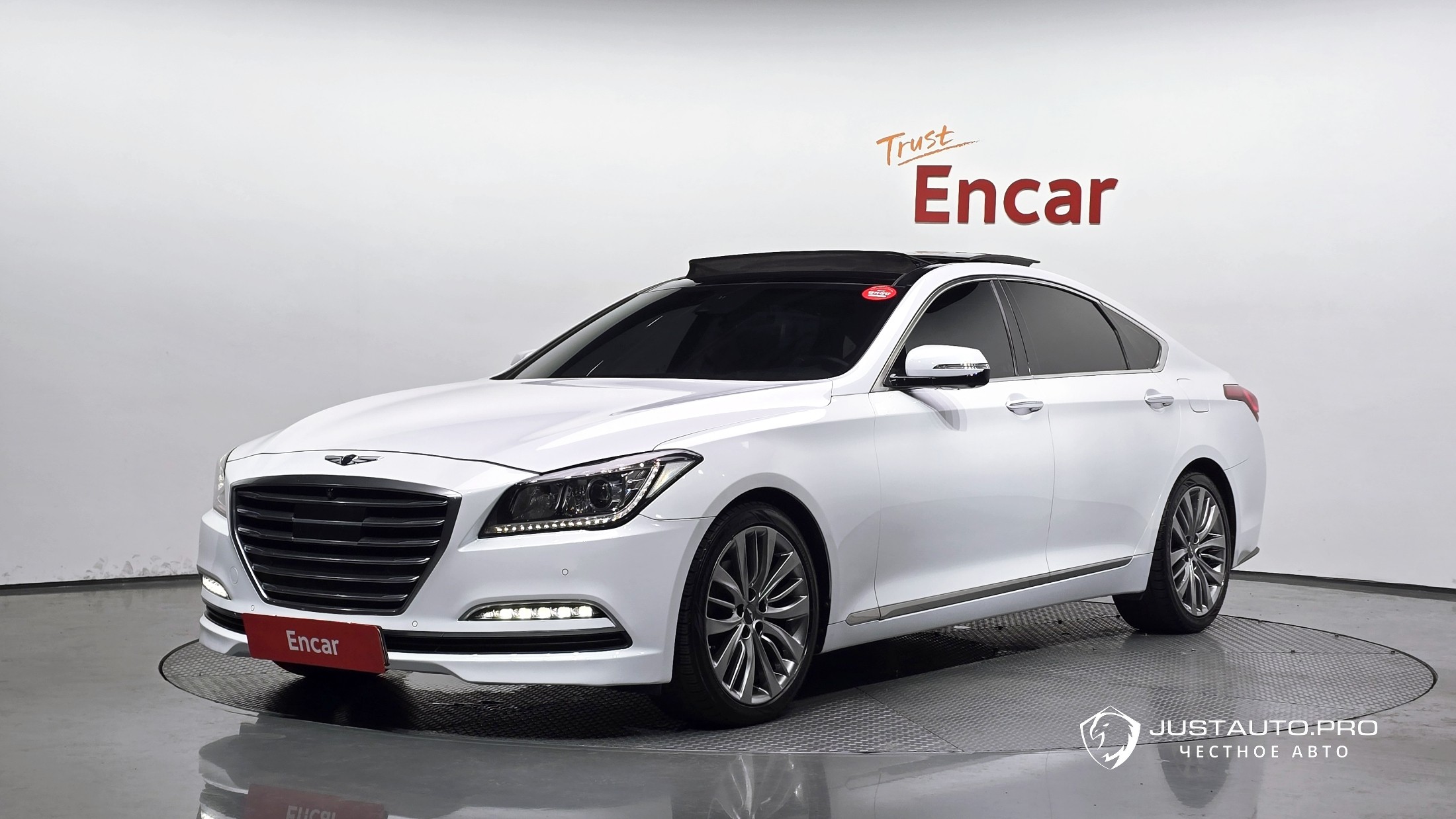 Автомобиль Hyundai Genesis