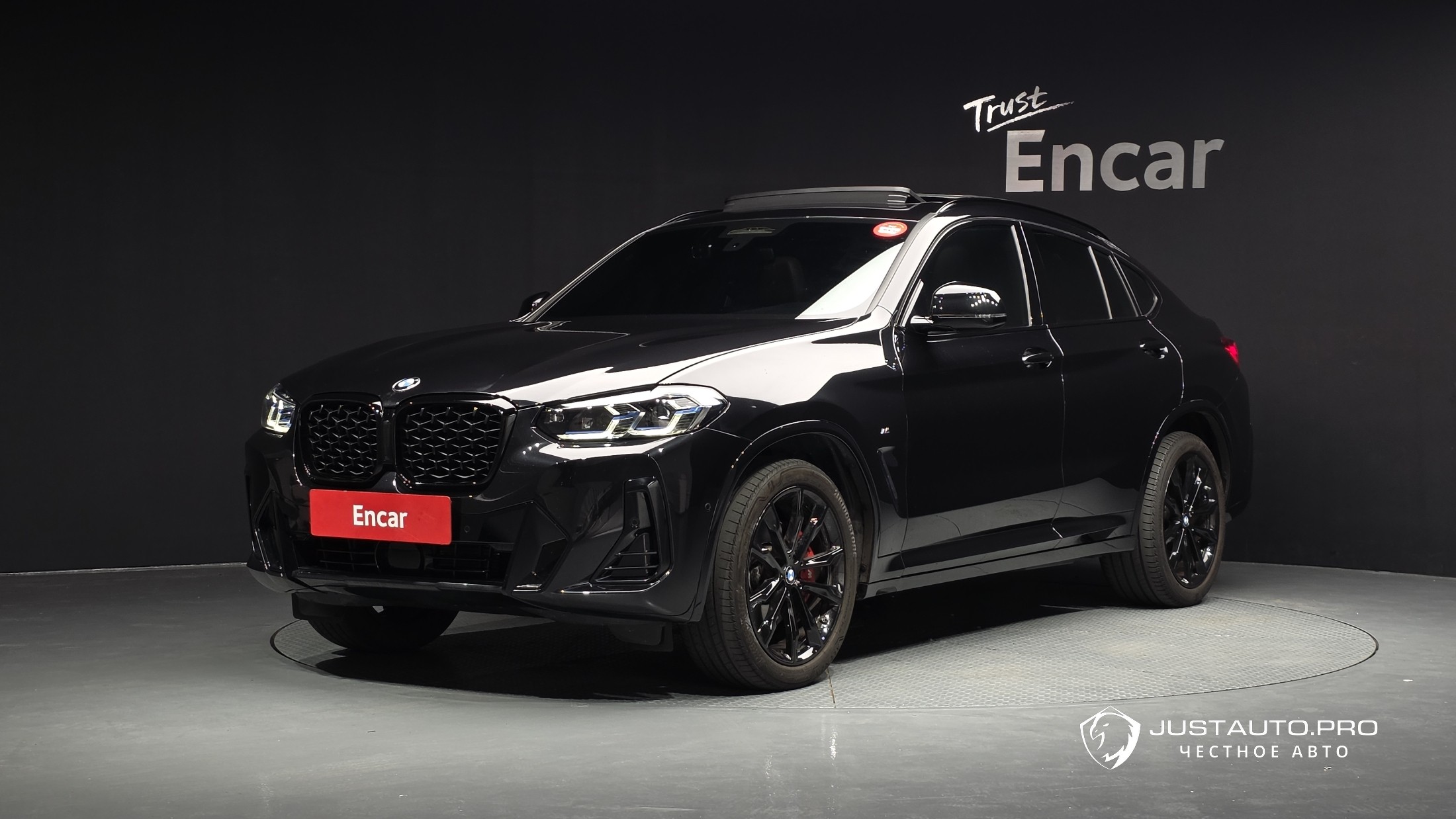 Автомобиль BMW X4