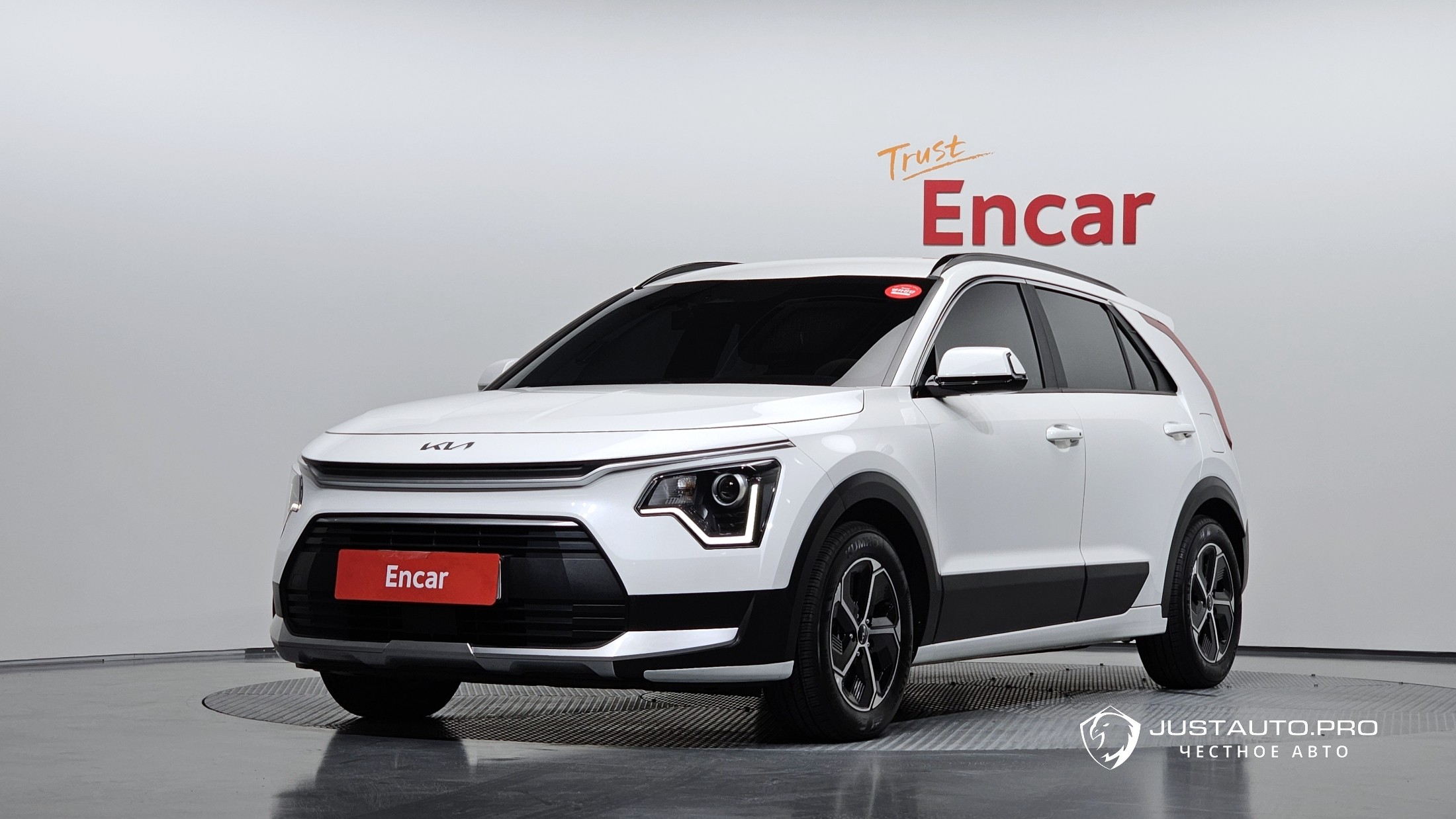 Автомобиль Kia Niro