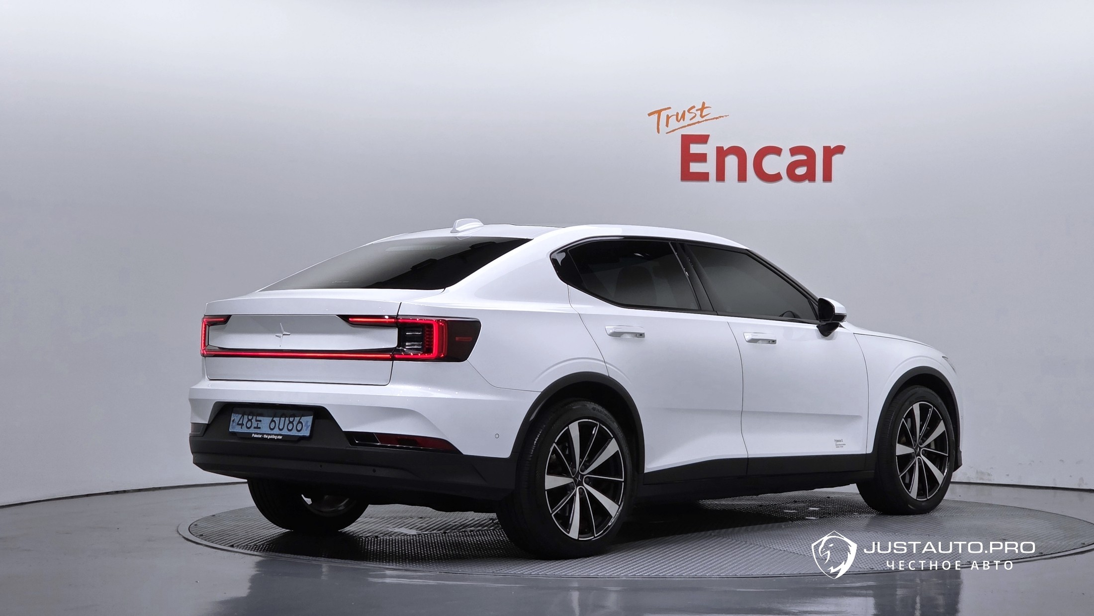 Автомобиль Polestar Polestar 2