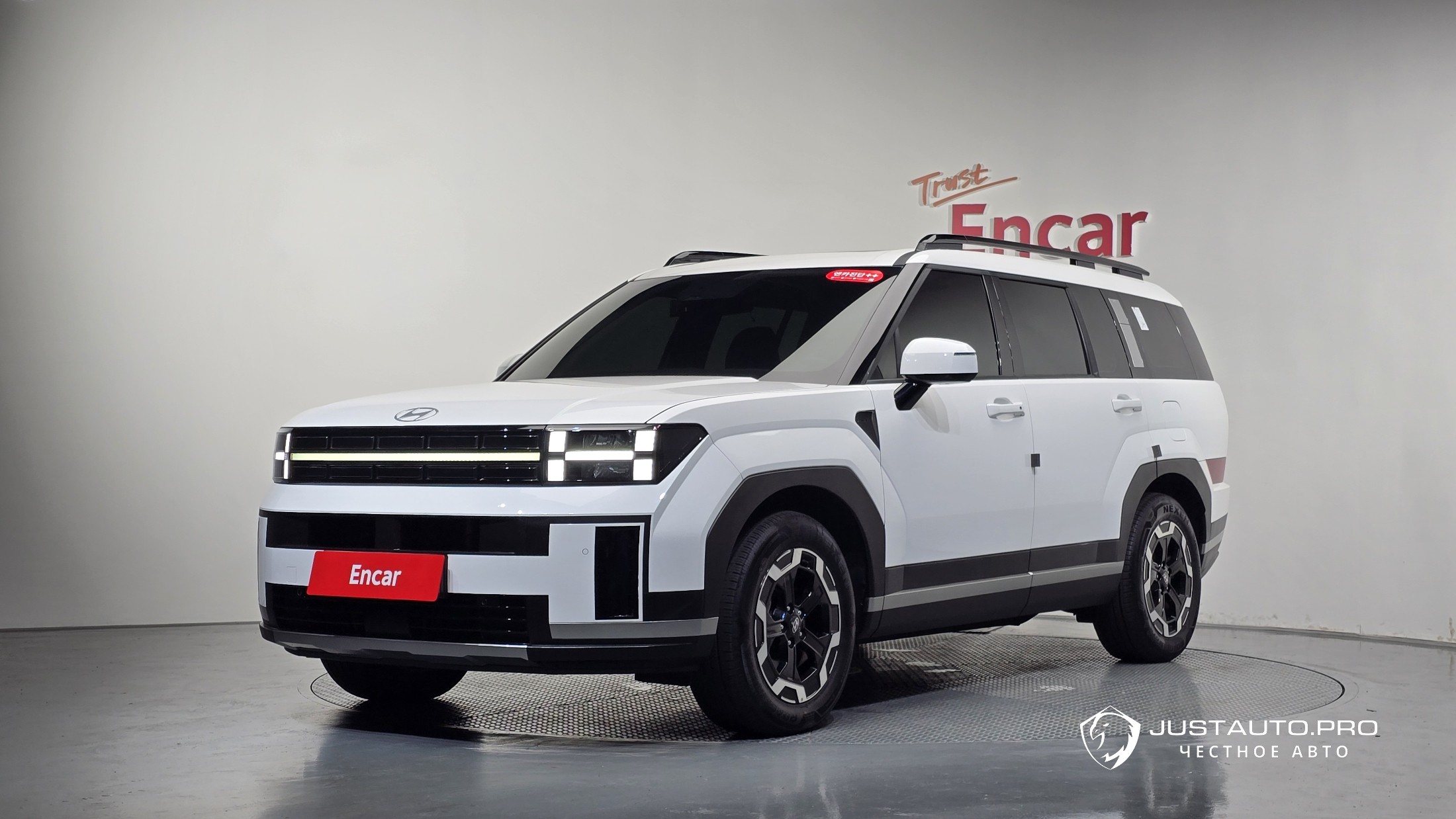 Автомобиль Hyundai Santafe