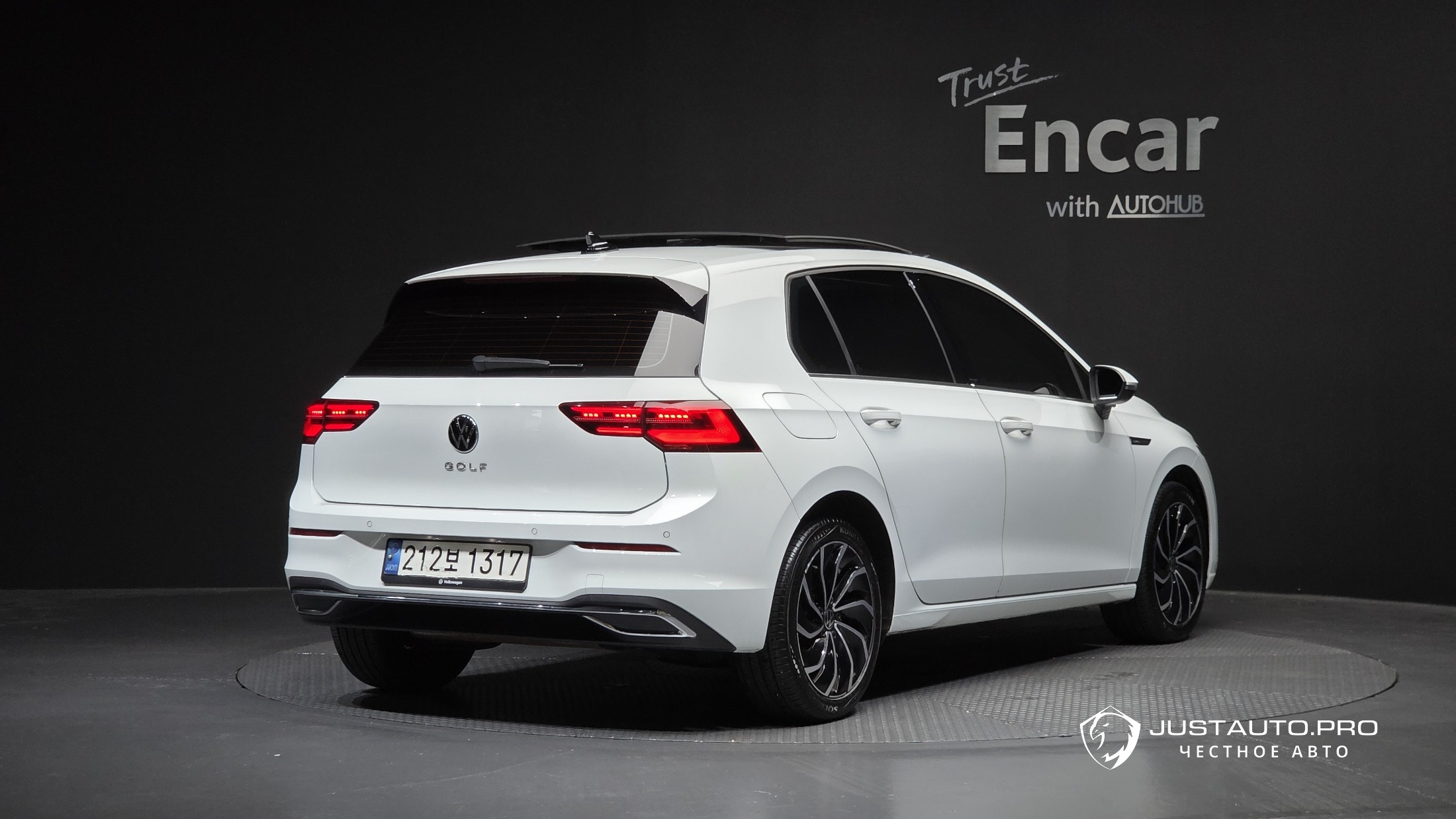 Автомобиль Volkswagen Golf