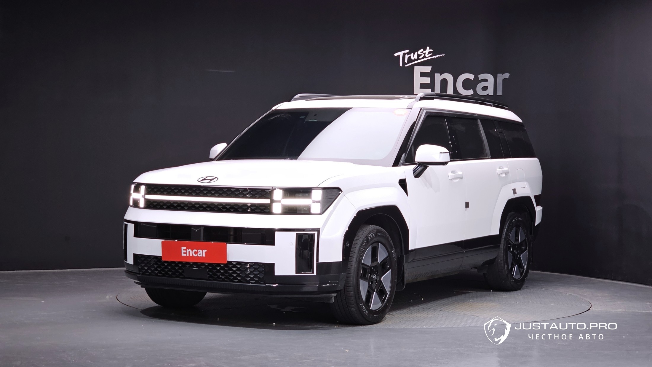 Автомобиль Hyundai Santafe
