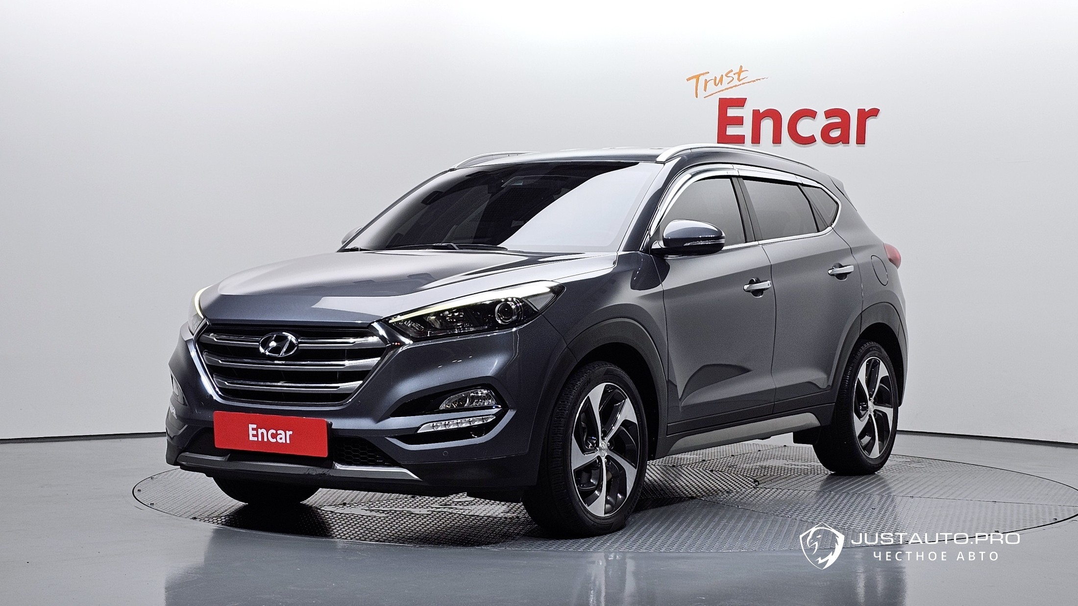 Автомобиль Hyundai Tucson