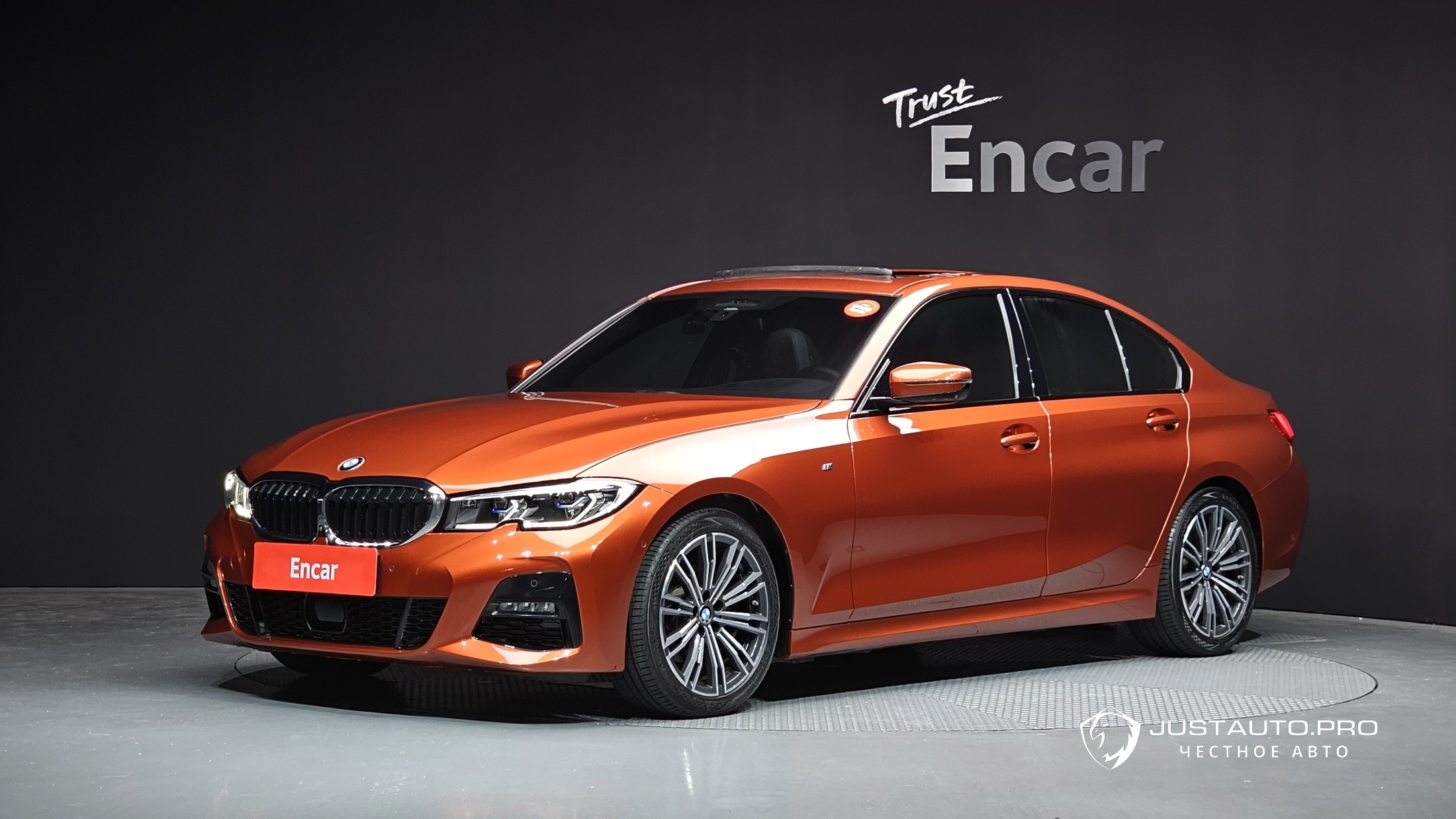 Автомобиль BMW 3-Series