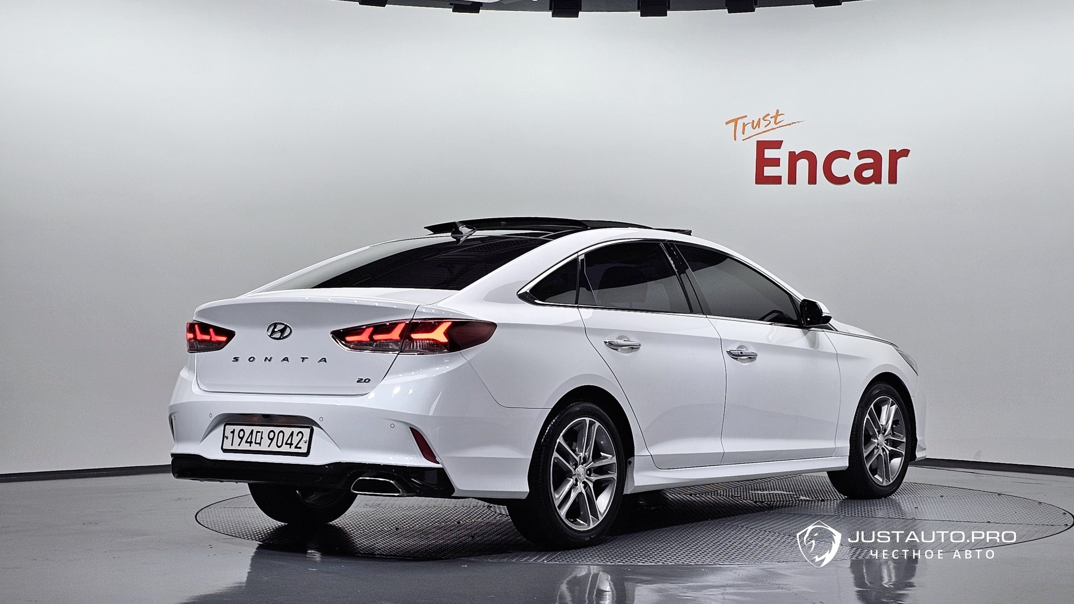 Автомобиль Hyundai Sonata