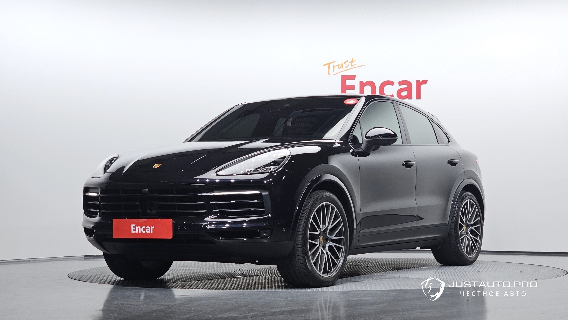 Автомобиль Porsche Cayenne