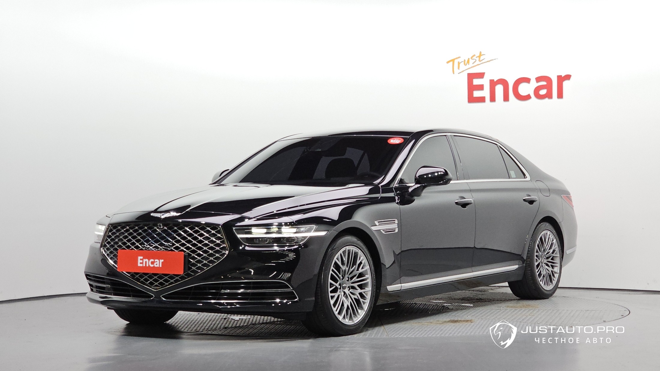 Автомобиль Genesis G90