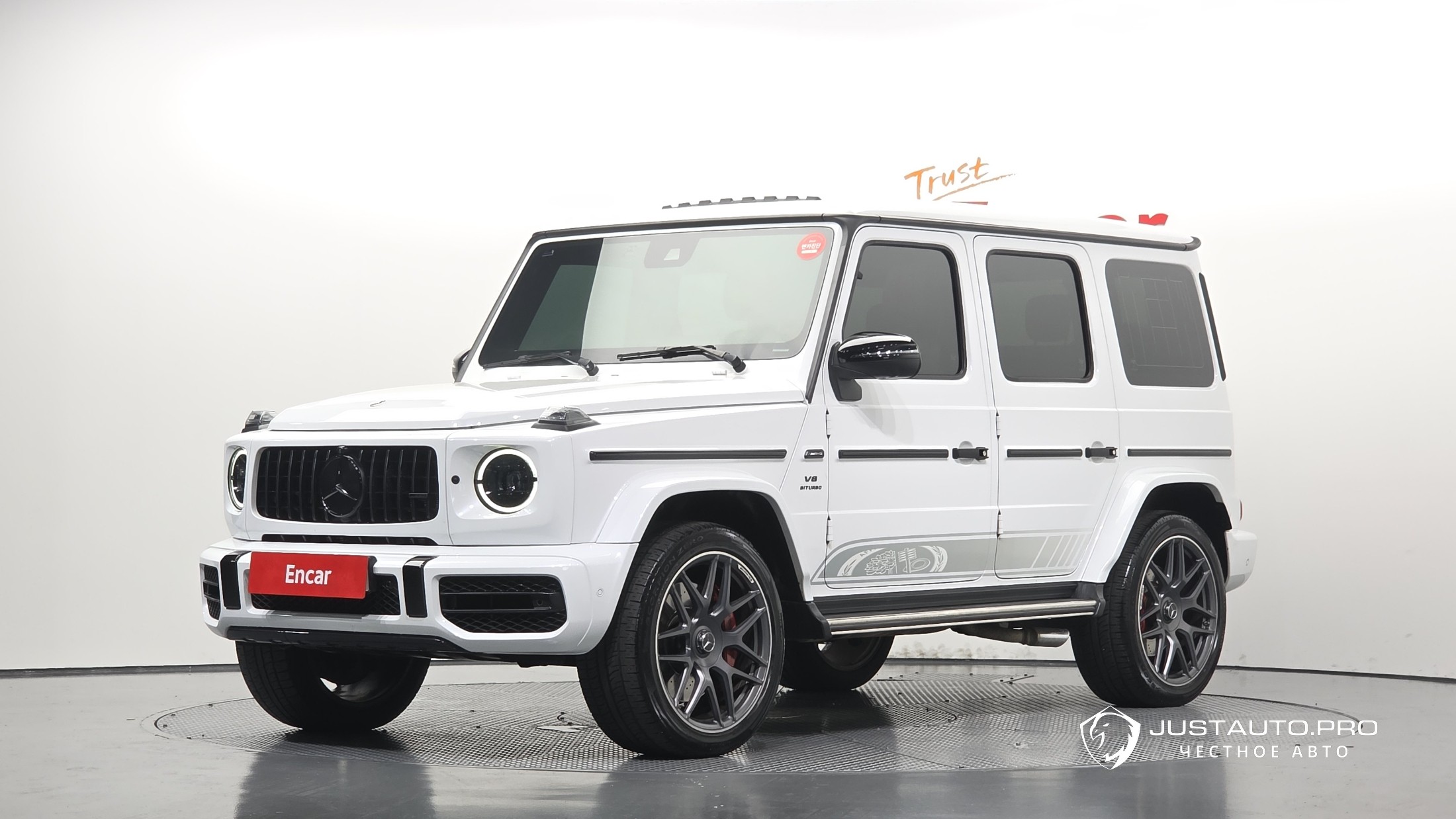 Автомобиль Mercedes-Benz G-Class