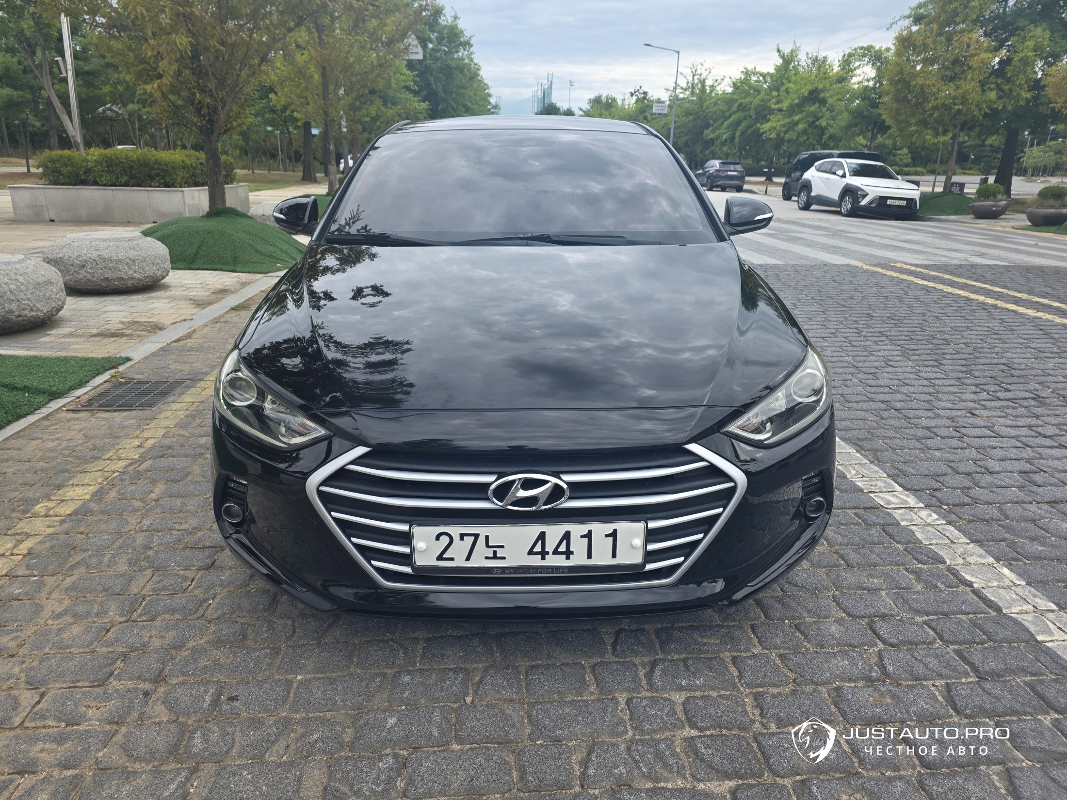 Автомобиль Hyundai AVANTE