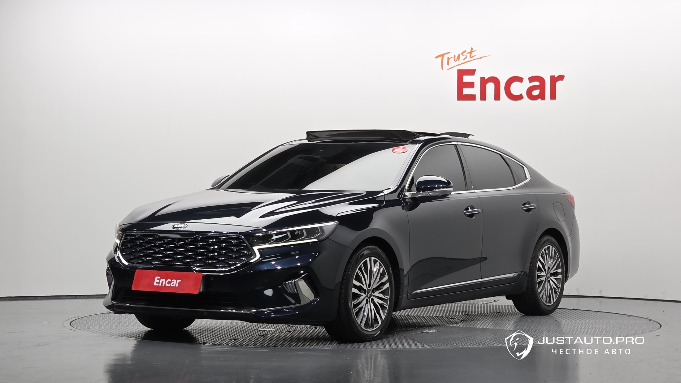 Автомобиль Kia K7