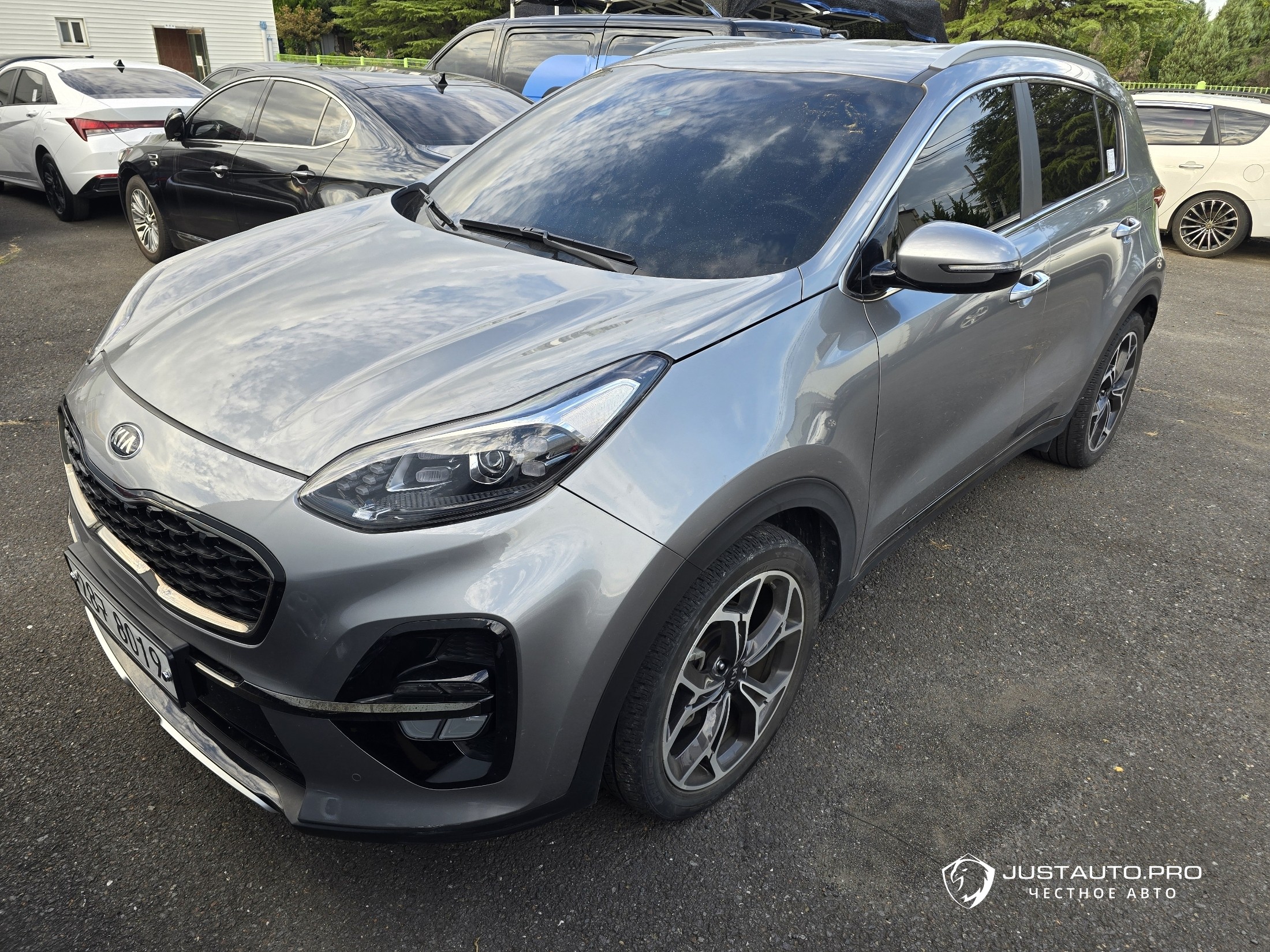 Автомобиль Kia Sportage