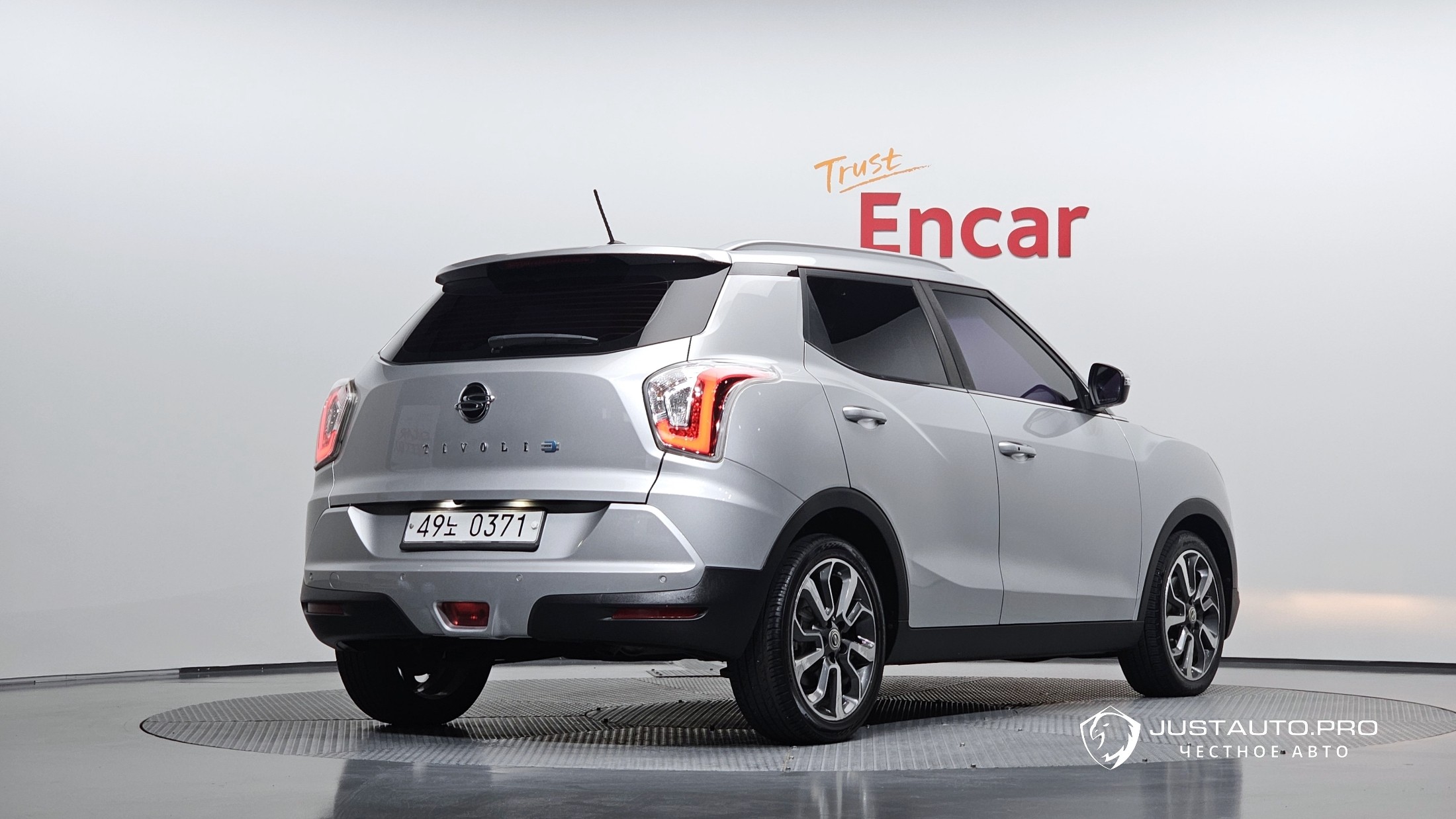 Автомобиль KG_Mobility_Ssangyong TIBOLI