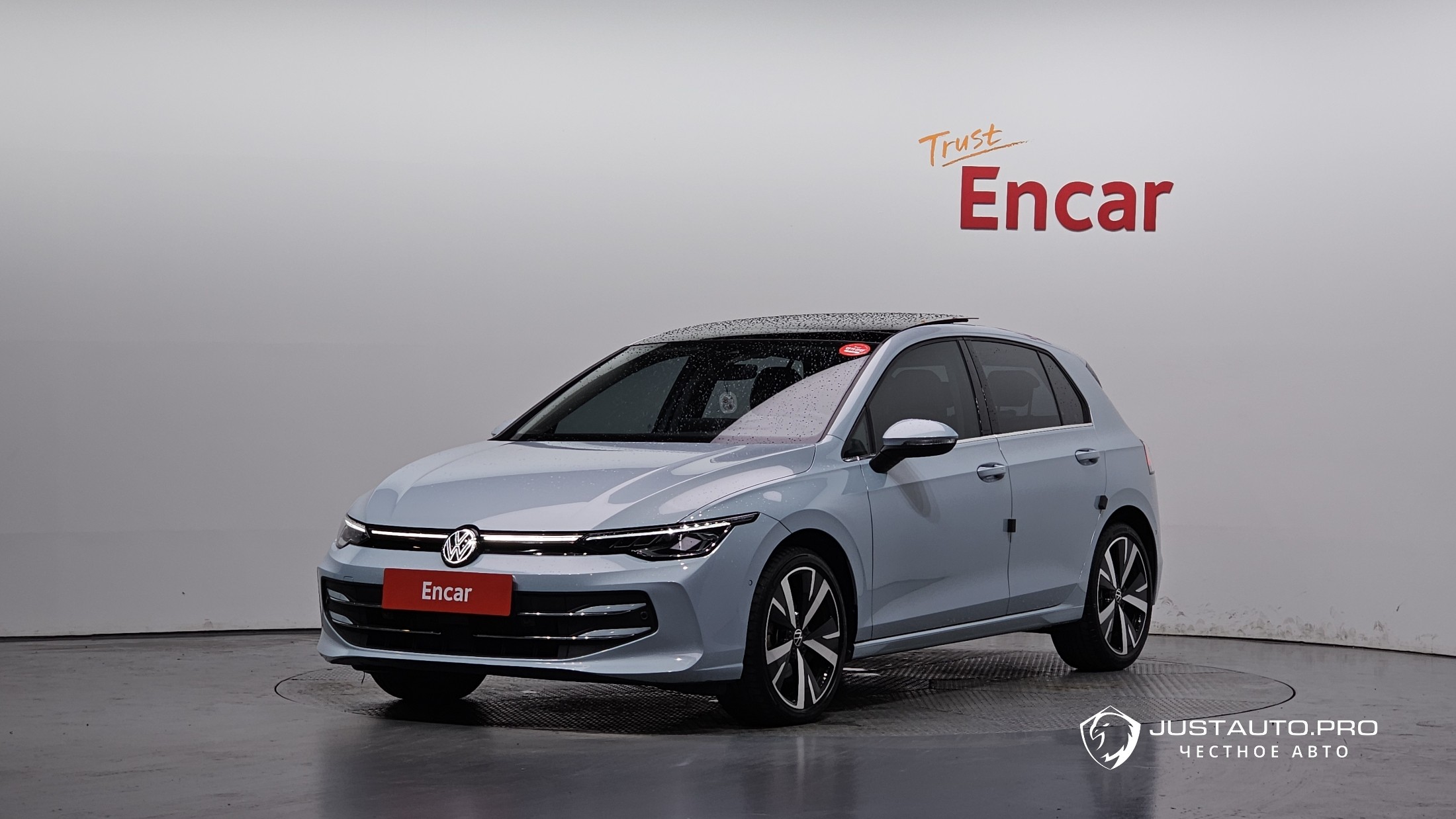 Автомобиль Volkswagen Golf