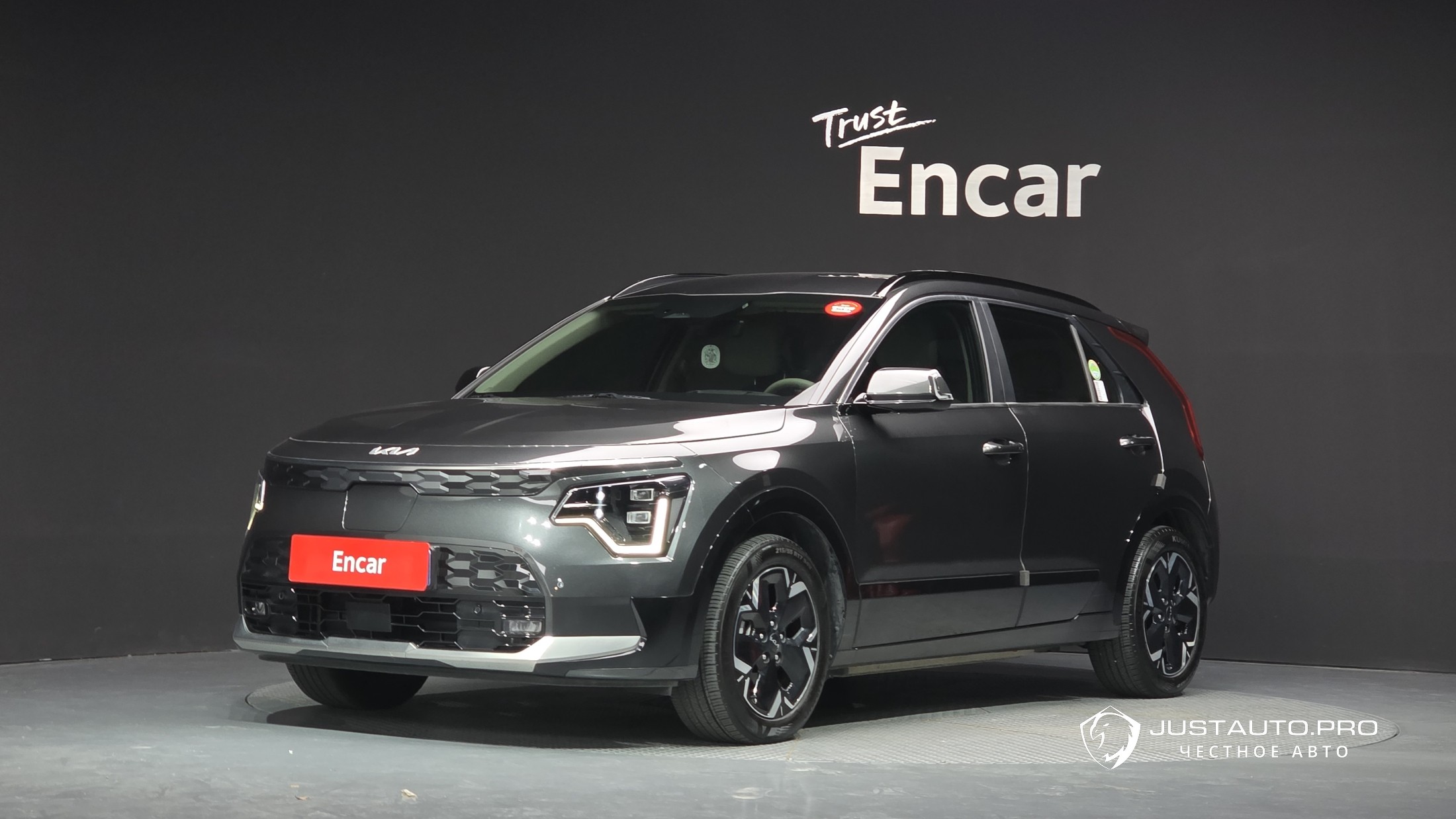 Автомобиль Kia Niro