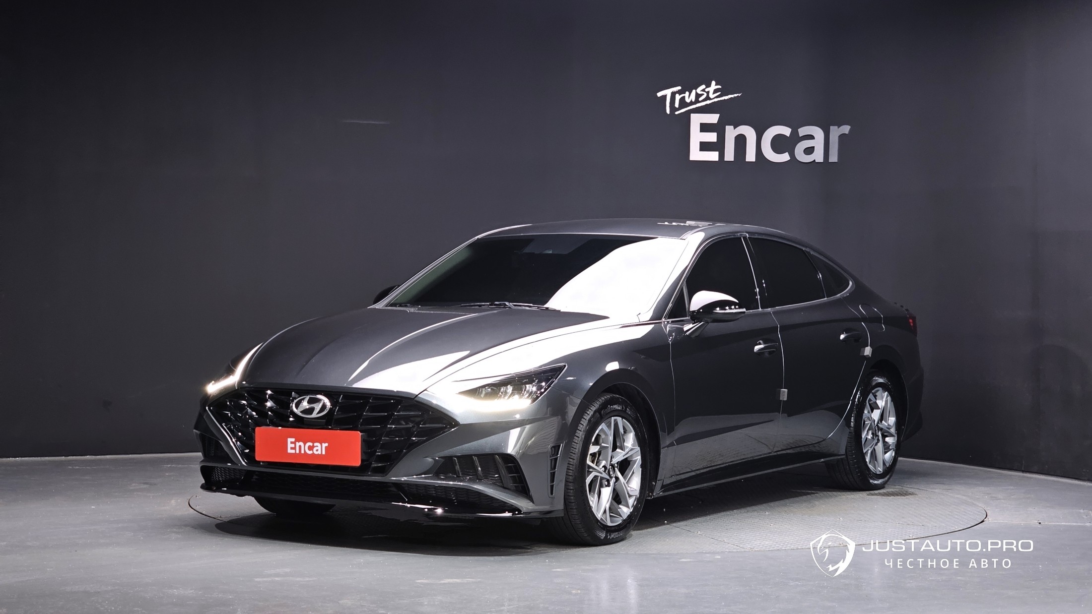 Автомобиль Hyundai Sonata