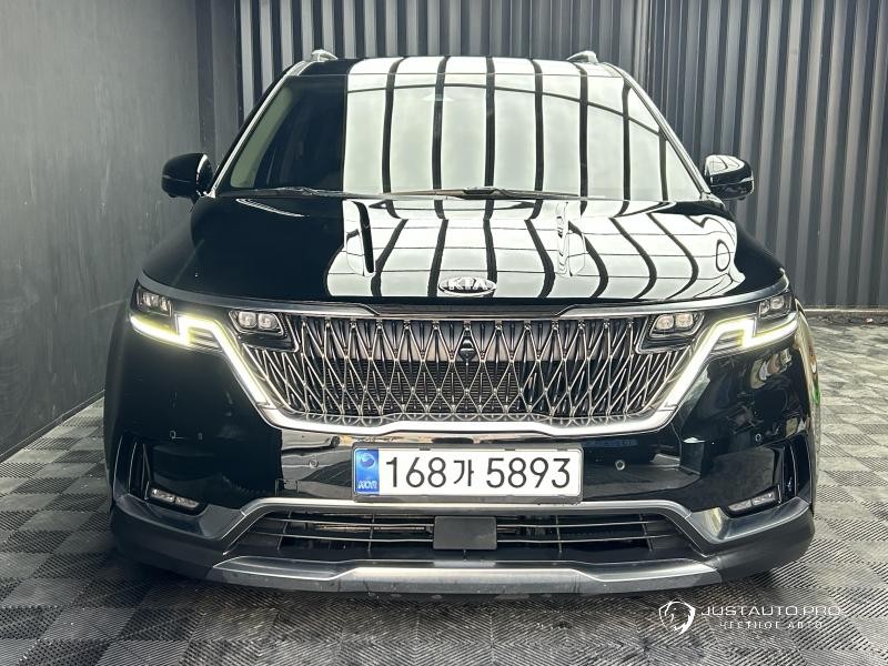 Автомобиль Kia Canival