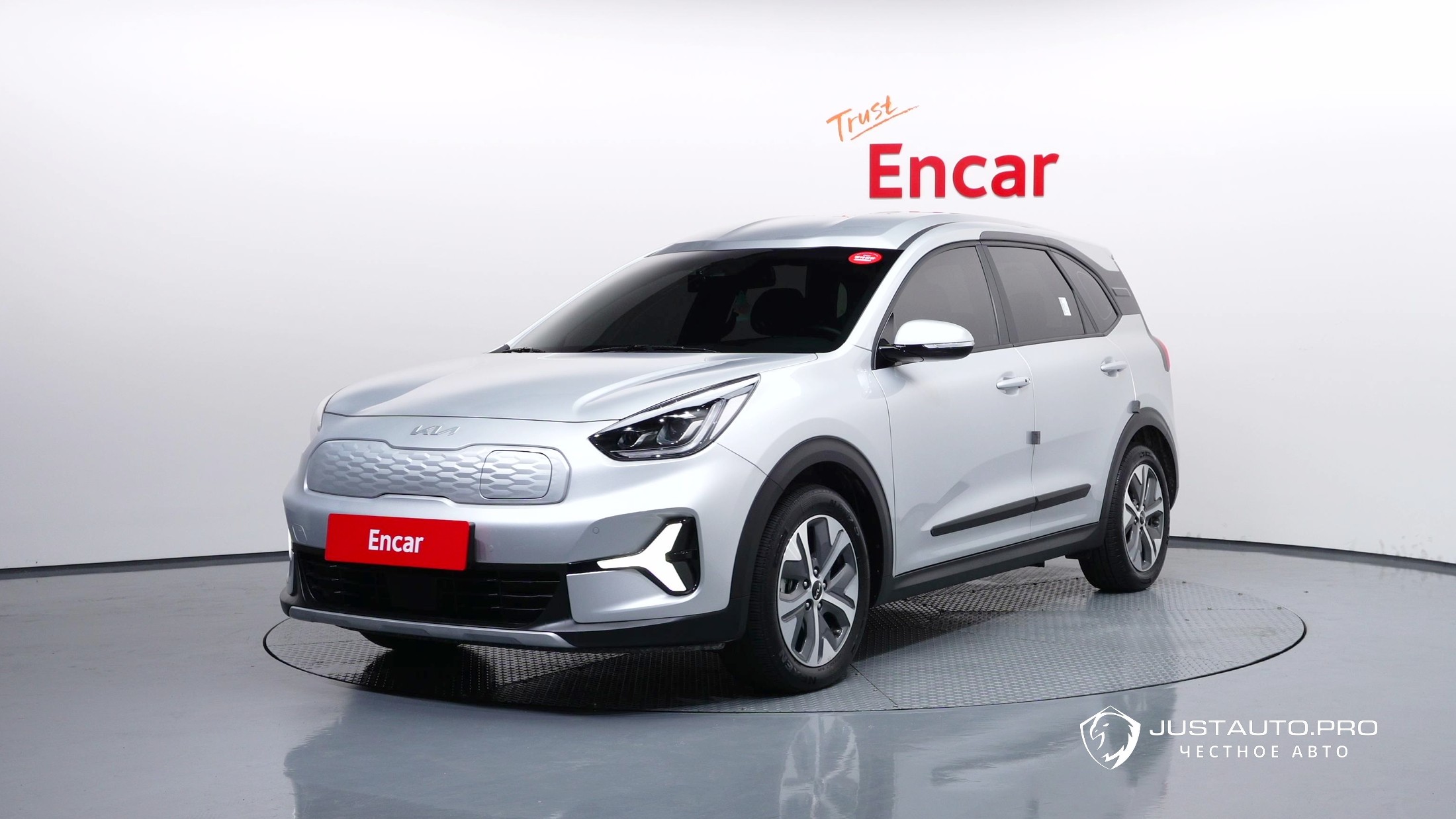 Автомобиль Kia Niro