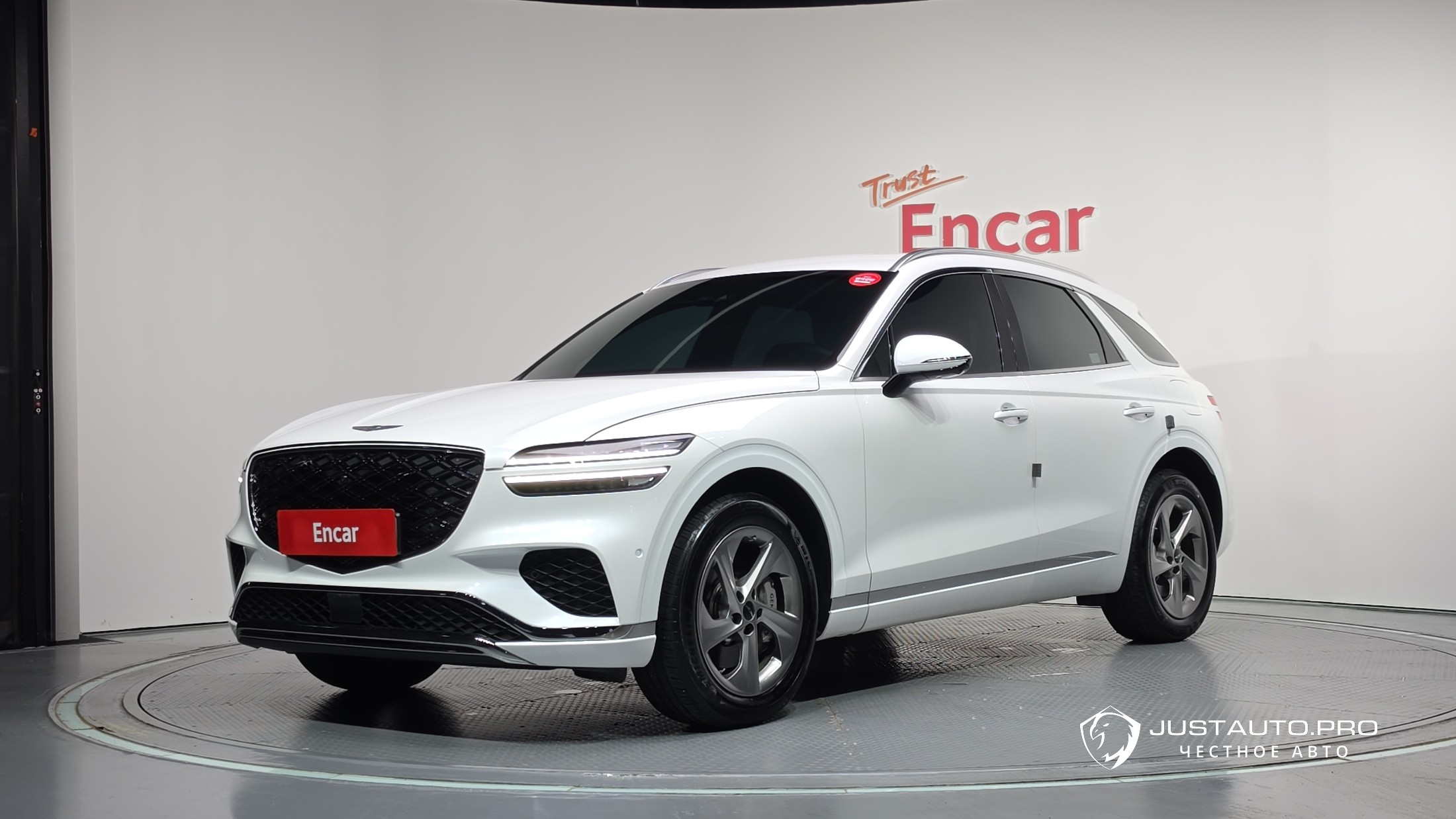 Автомобиль Genesis GV70